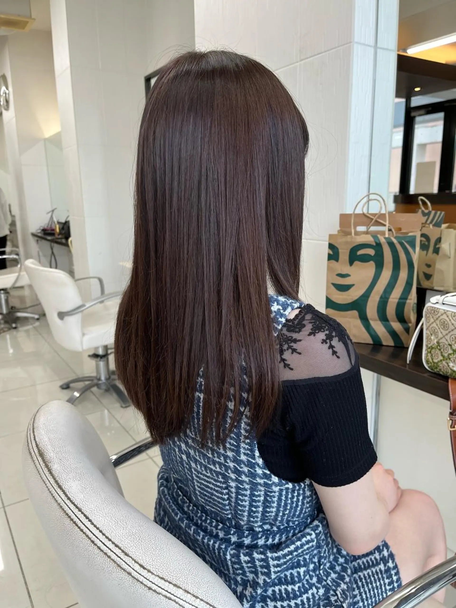 セミロング カラー パーマ 髪質改善 ストレートパーマ BOOTH share salon所属・ハタケヤマヨシキ ／BOOTHのヘアスタイル