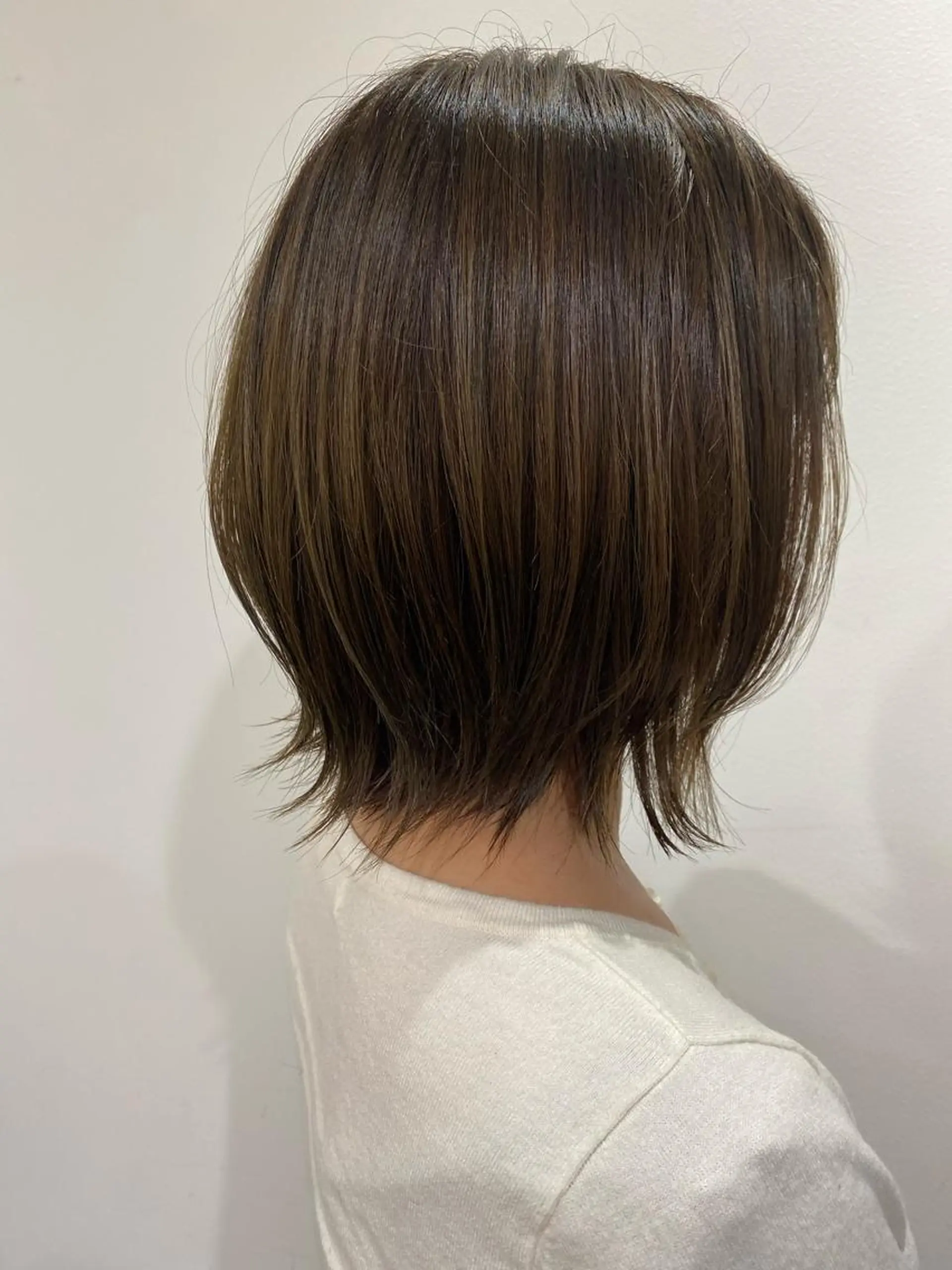 ショート カラー パーマ ヘアアレンジ ネイル マツエク・マツパ アイブロウ ヘアカラー merc.🌿✨ いとうりかのヘアスタイル