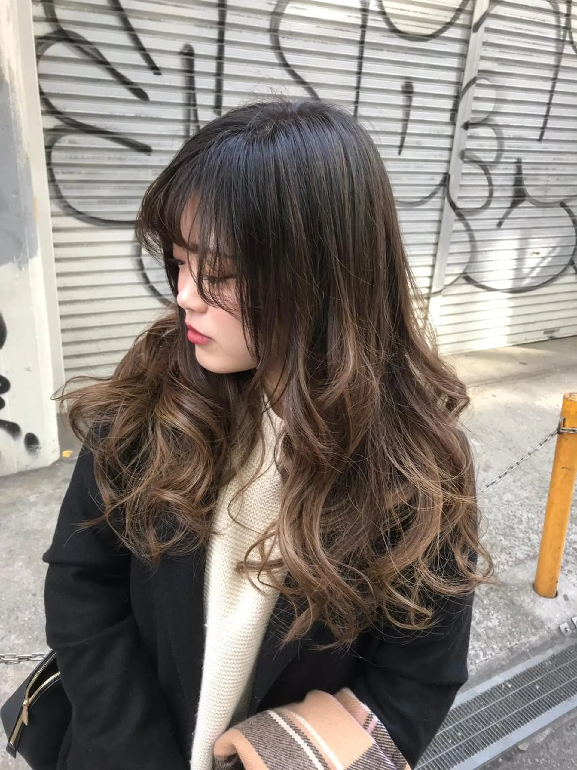ロング レイヤーカット カット ヘアカラー トリートメント リンネ 甲東園のヘアスタイル