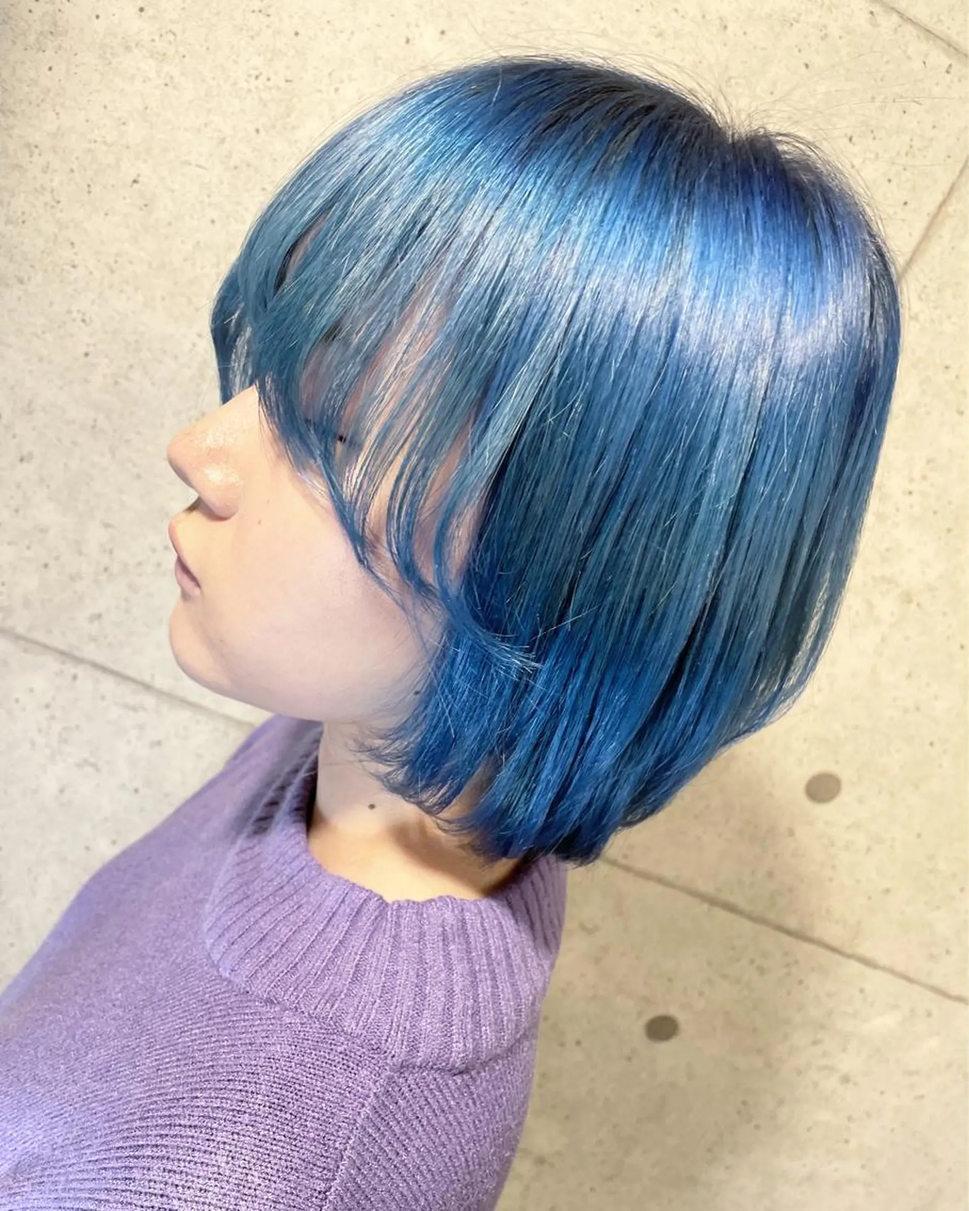 ショート カラー ショートヘア 韓国風/小顔レイヤー /艶カラーのヘアスタイル