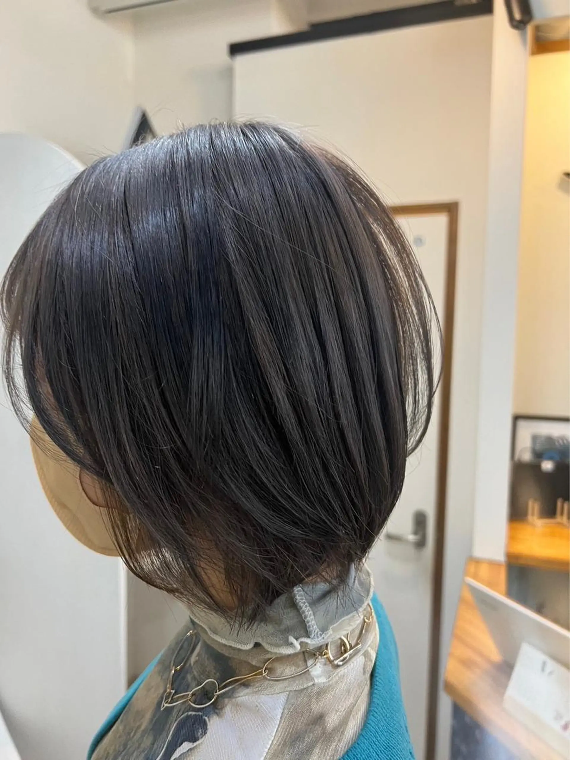 ショート カット ヘアカラー リルウヘアー 天王寺のヘアスタイル