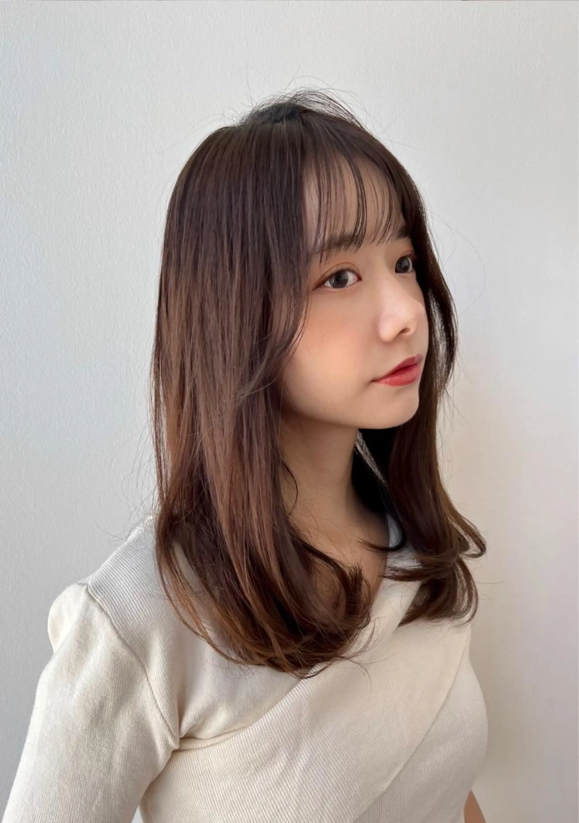 セミロング カラー 佐藤 悠衣/透明感 カラー/似合わせ前髪のヘアスタイル