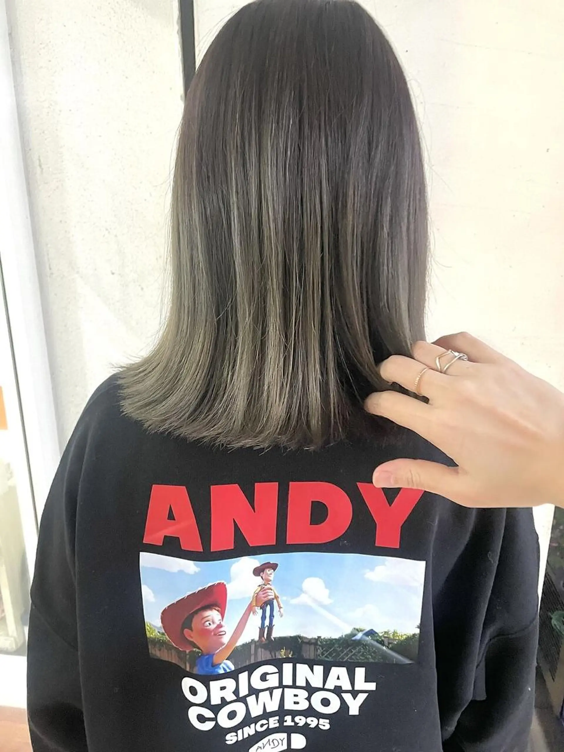 セミロング カット ヘアカラー トリートメント Chihiro .のヘアスタイル