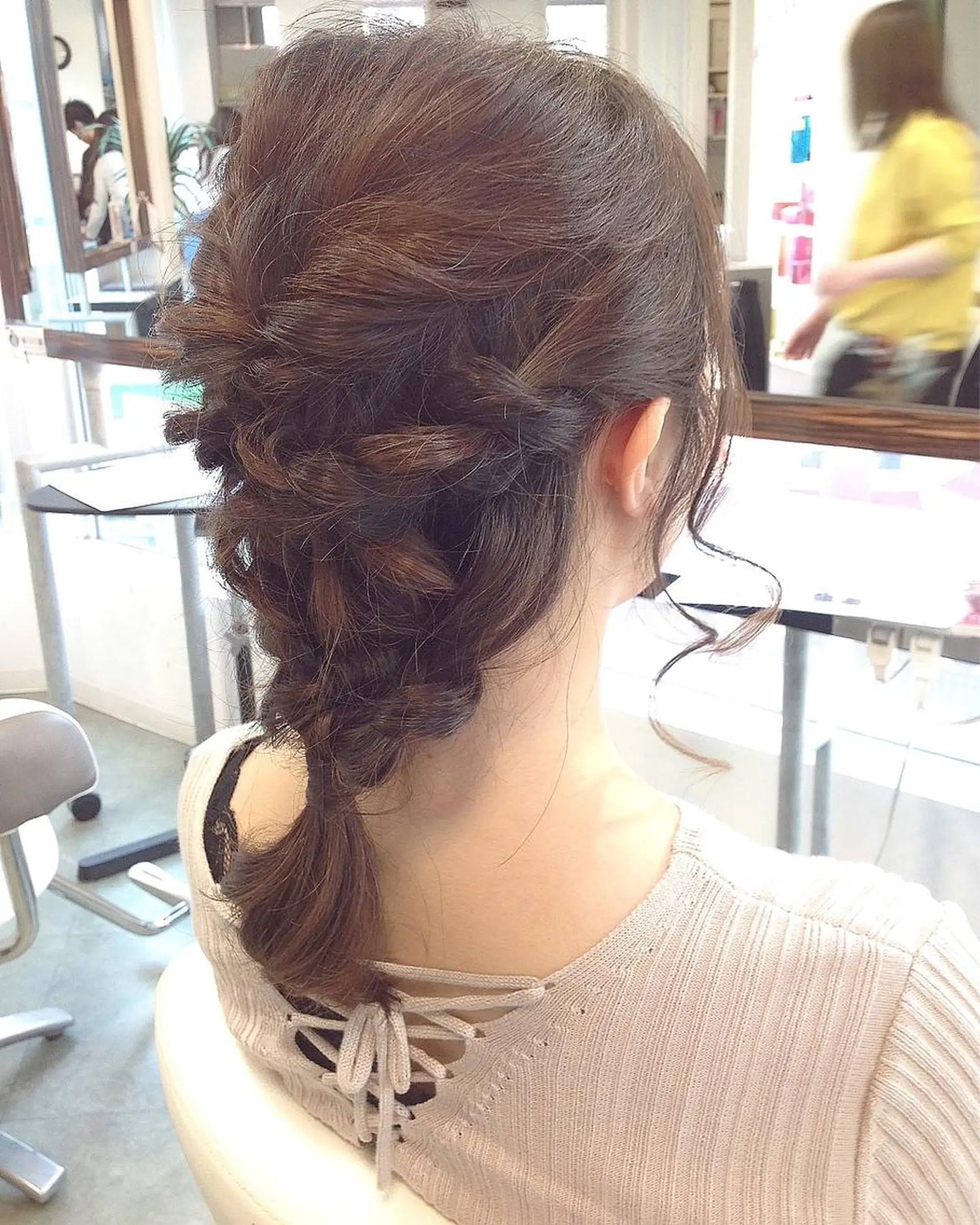 セミロング ヘアアレンジ 榎園 由美のヘアスタイル