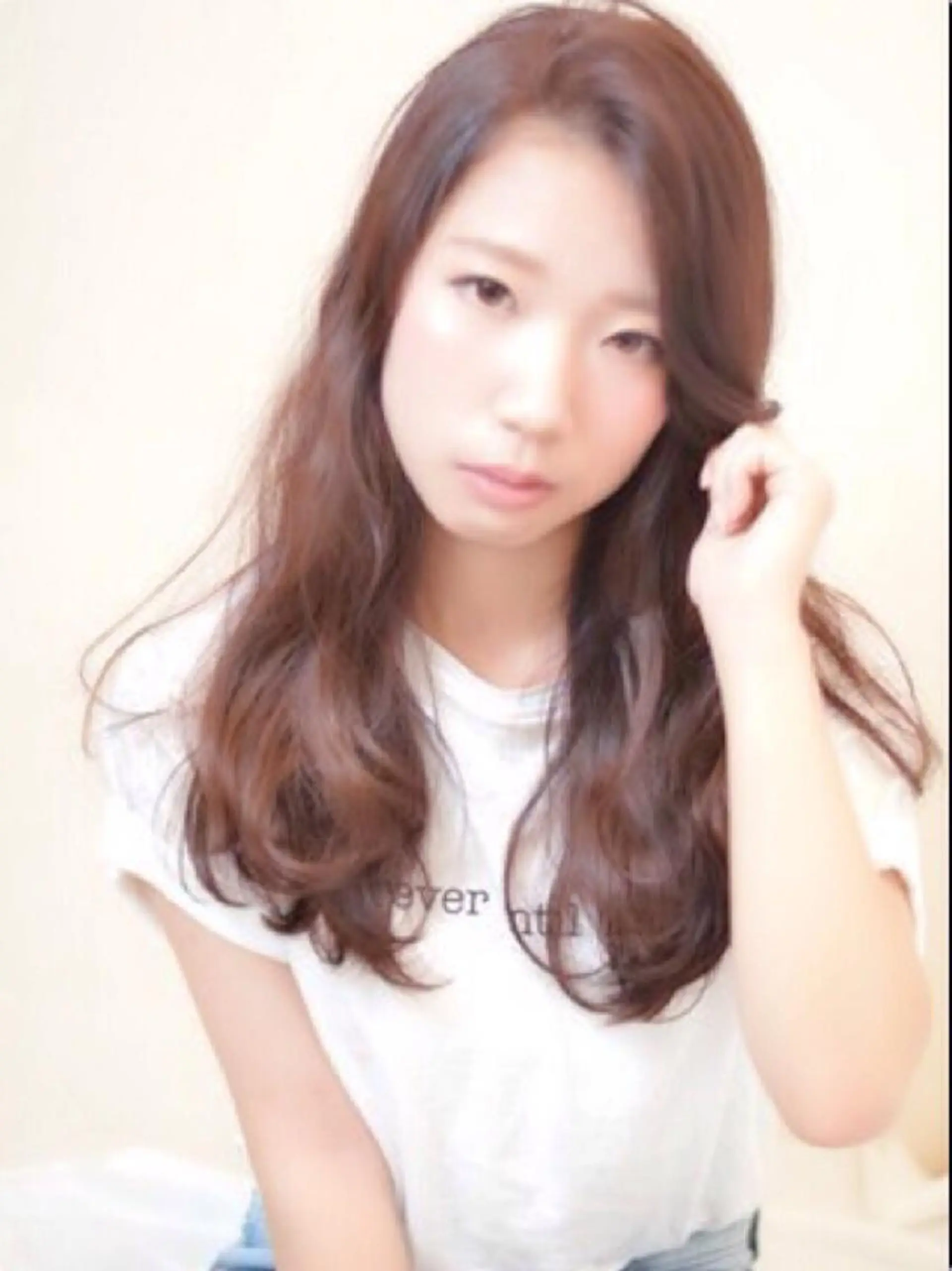 セミロング 岸川 恭子のヘアスタイル