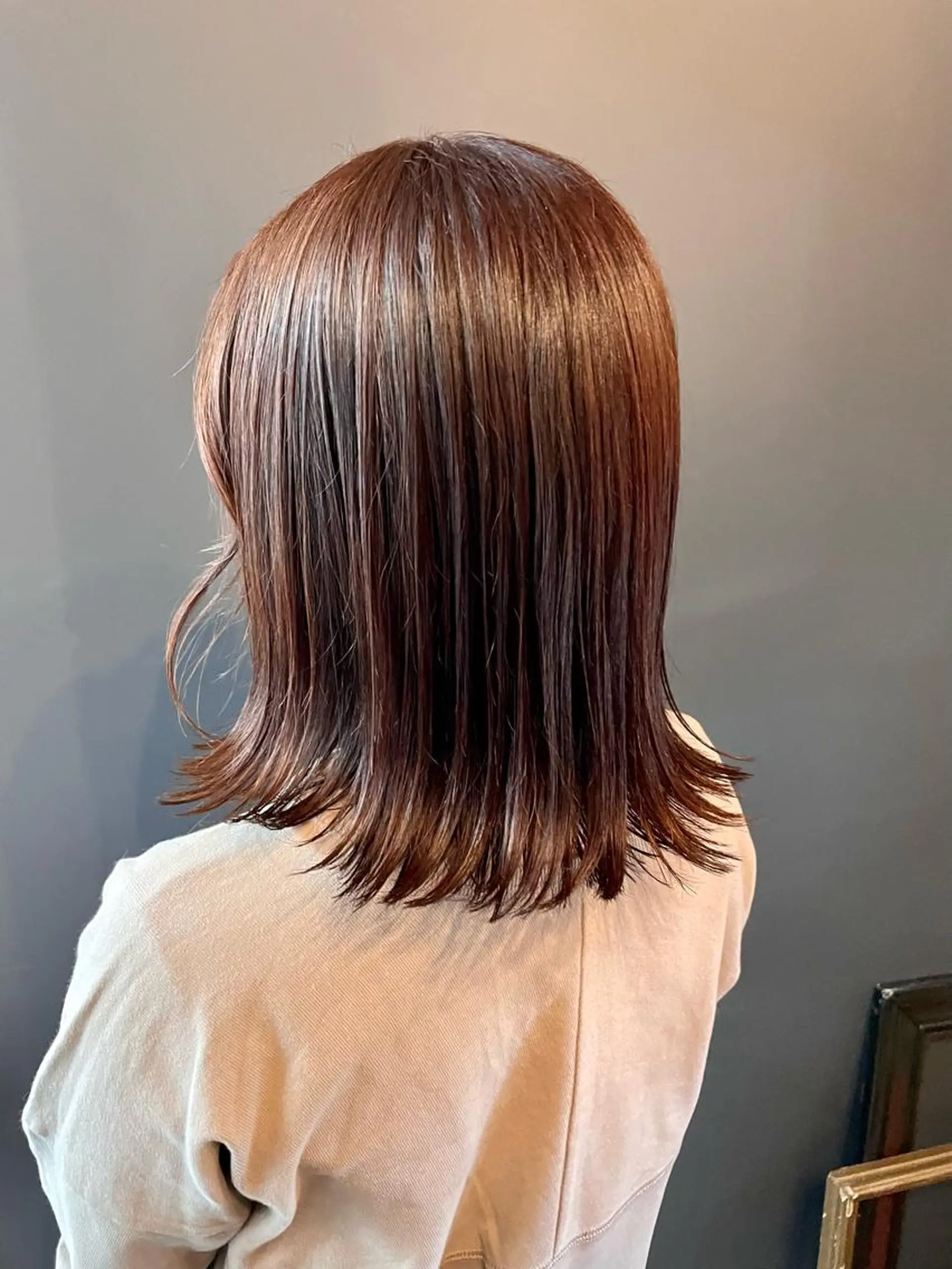 ミディアム カラー ブリーチ ブラウンカラー ブリーチなしカラー ピンクカラー ピンクブラウン やすだ しおりのヘアスタイル