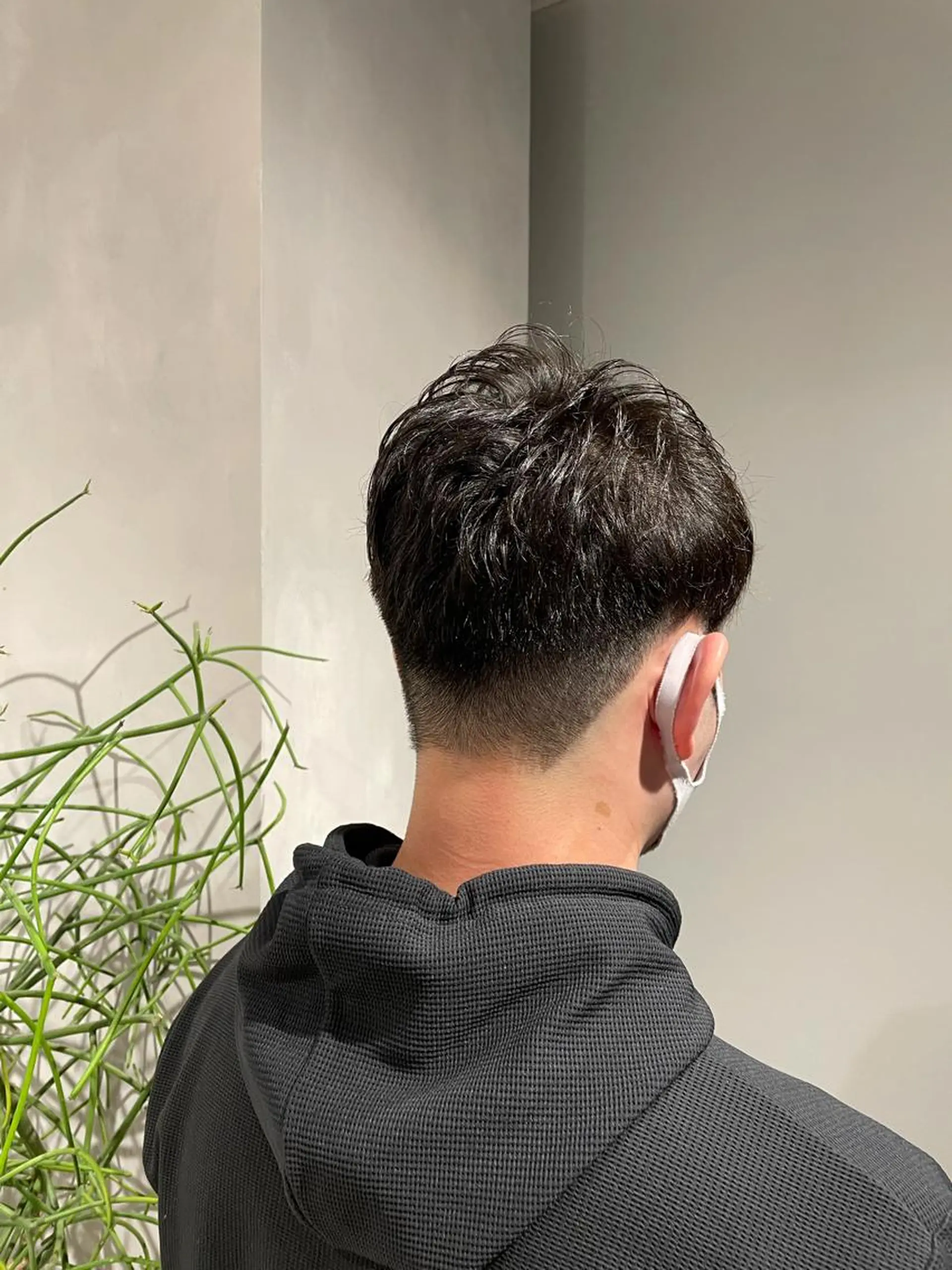 ショート メンズ 渋谷レイヤーカット/ 暖色艶カラー🩵高橋のヘアスタイル