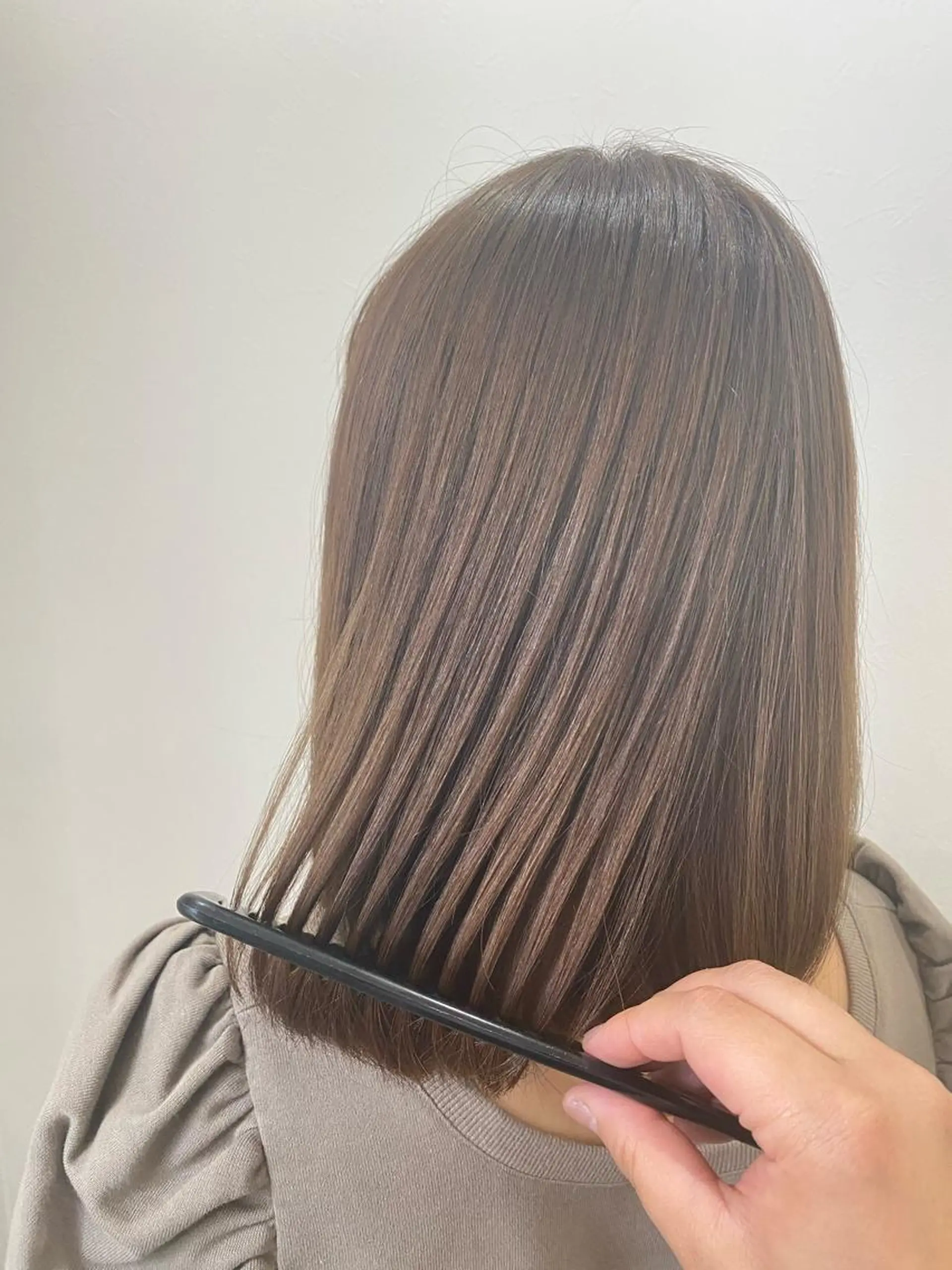 ミディアム カット ヘアカラー トリートメント 店長 奈須 雄紀のヘアスタイル