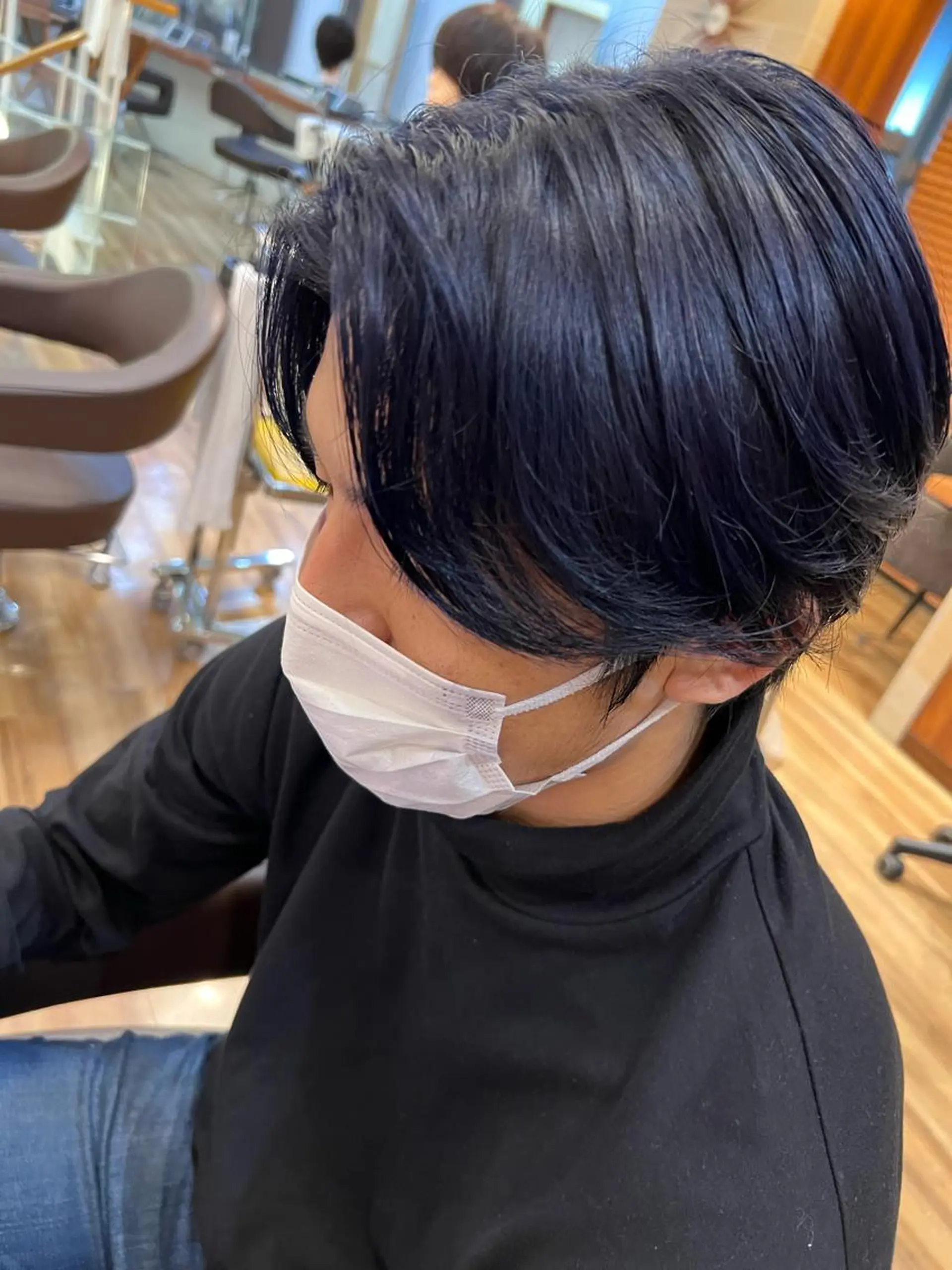 カラー 黒髪 ブリーチ ブルーカラー ブルーブラック しみず さくら🌸のヘアスタイル