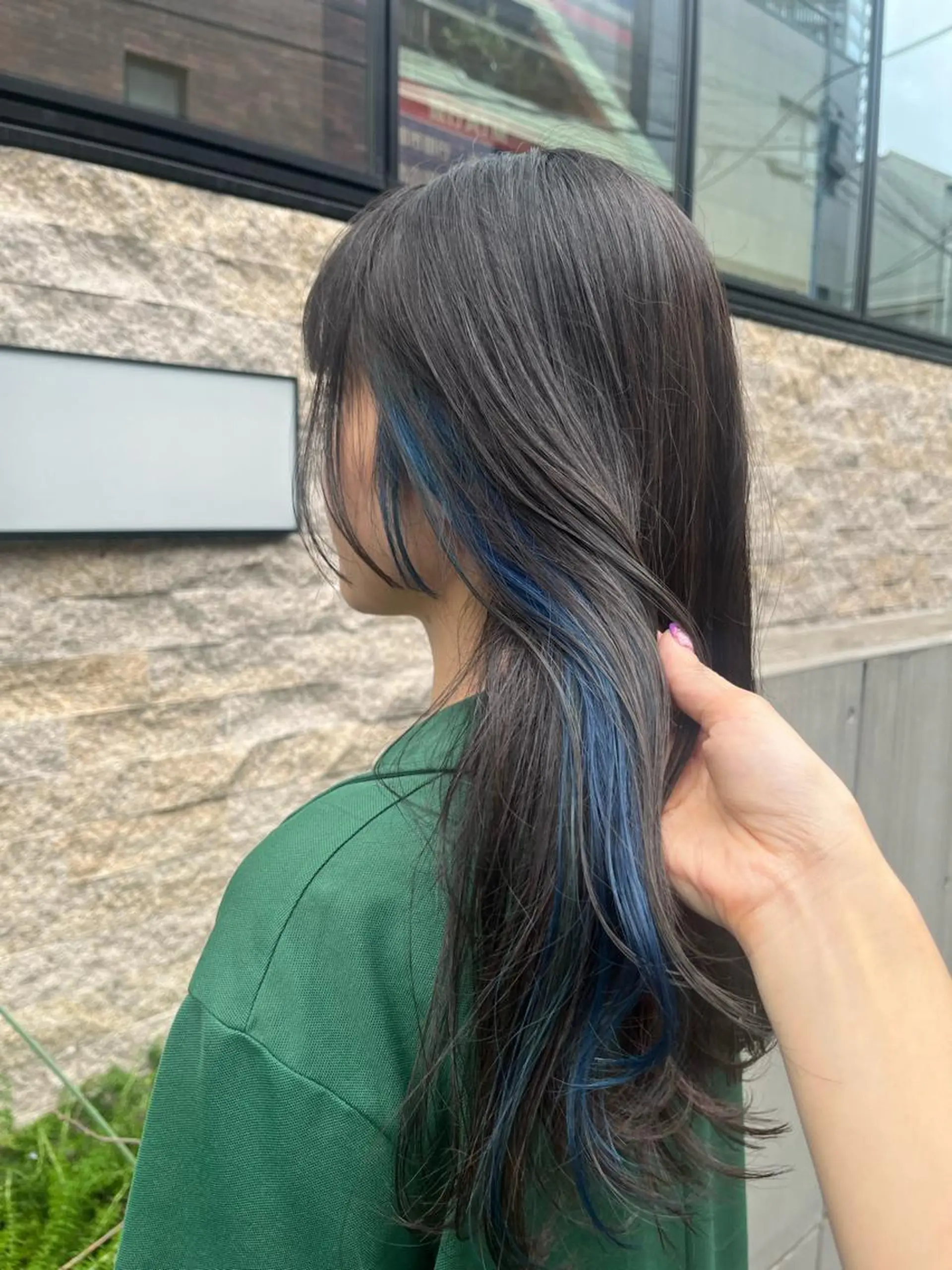 ロング カラー ブルーカラー ブルージュ イヤリングカラー インナーカラー ✨透明感カラー✨ 🦖佐々木未来🦕のヘアスタイル