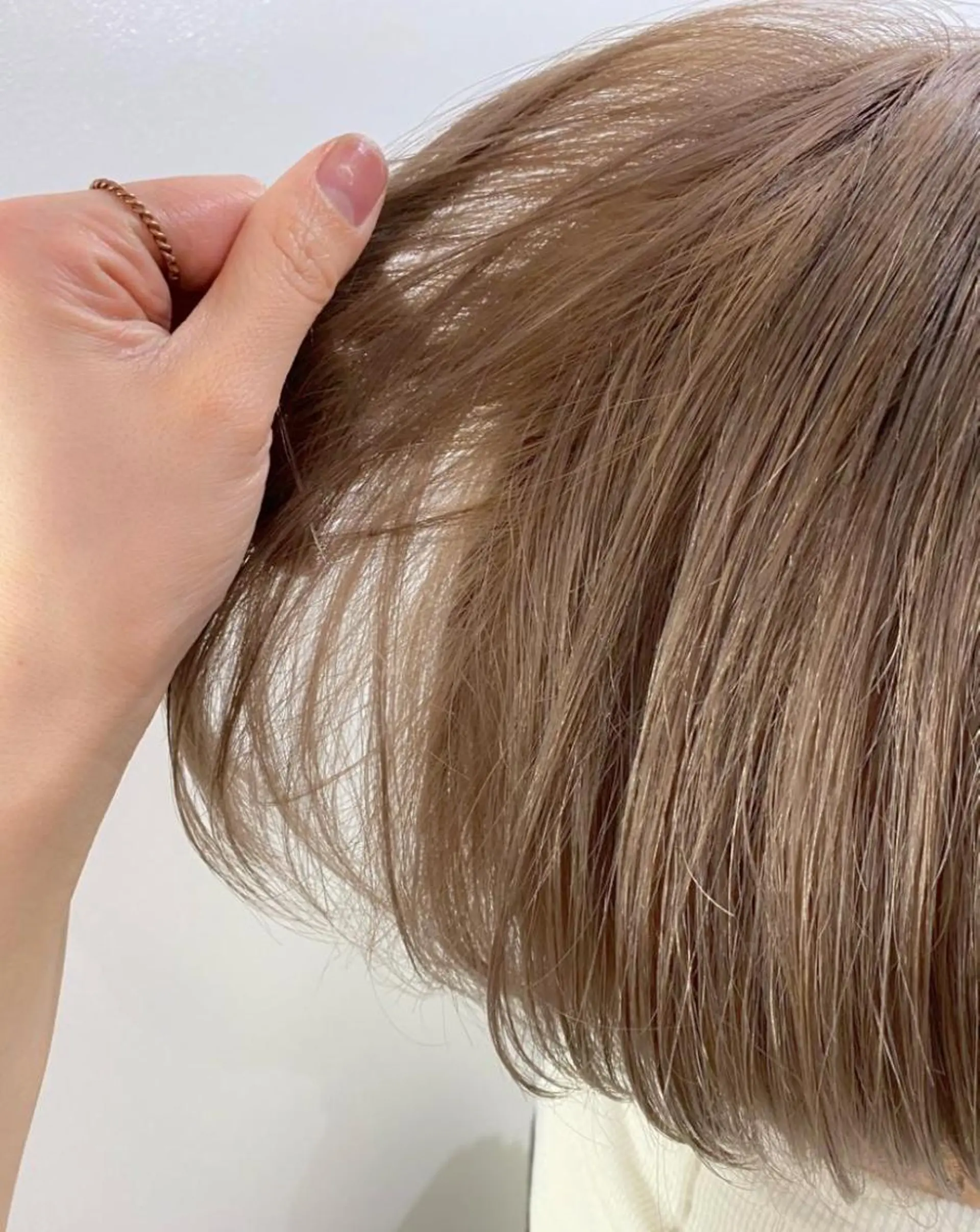 ショート 韓国レイヤー/透明感 カラー🦋mioのヘアスタイル