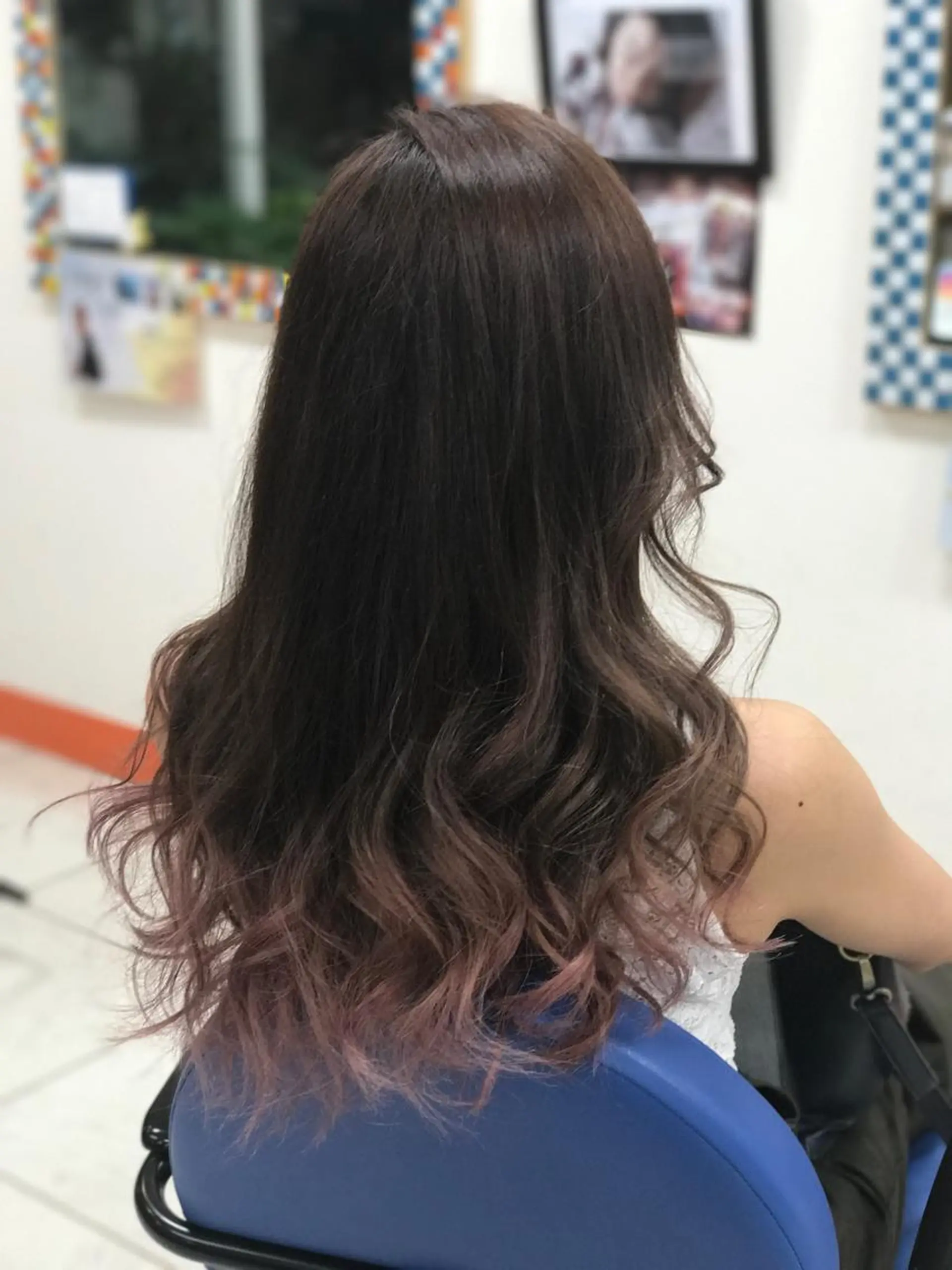ロング カラー イルミナカラー 山内 聡史のヘアスタイル