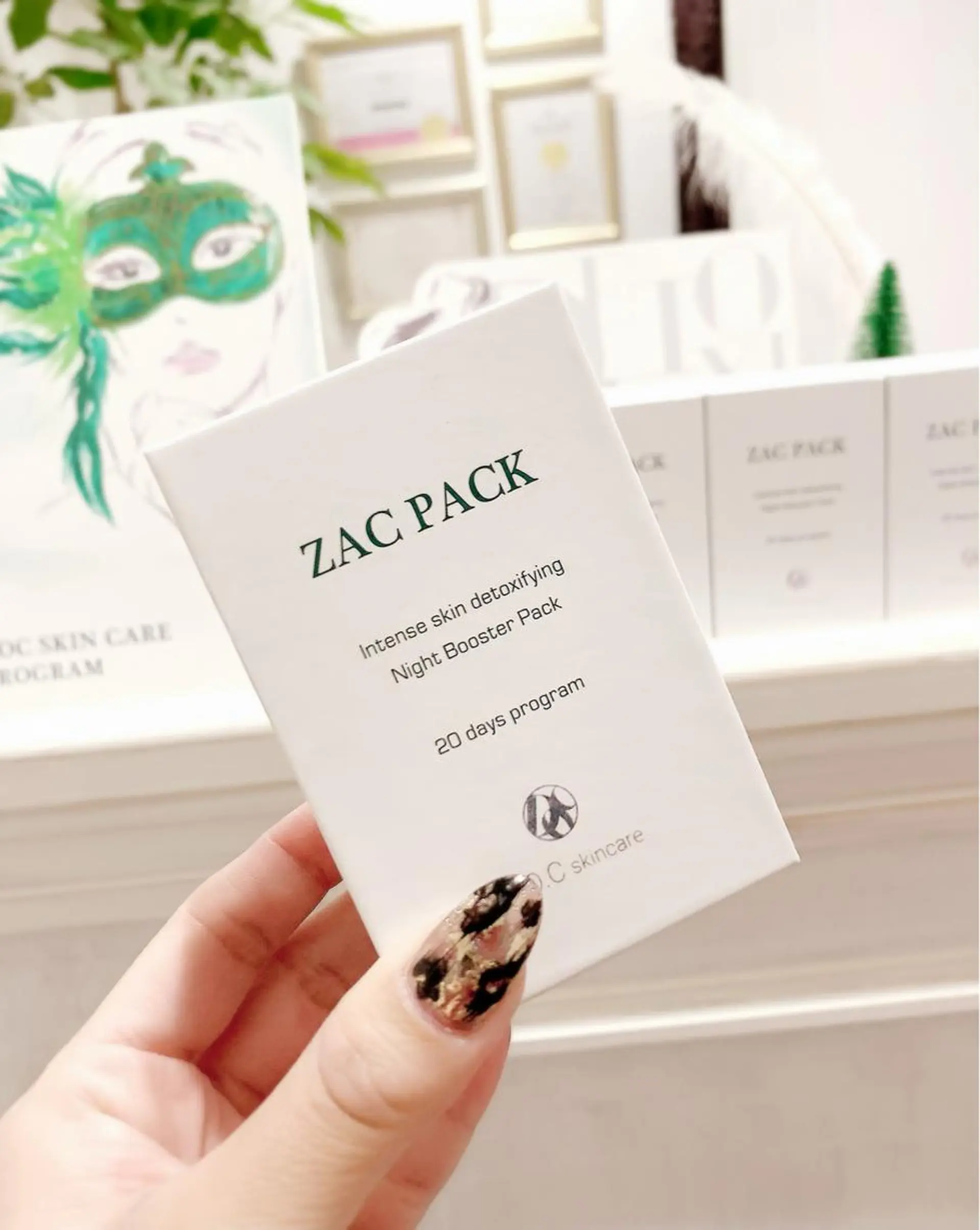 MOCOE KANAKOのマツエク・マツパデザイン