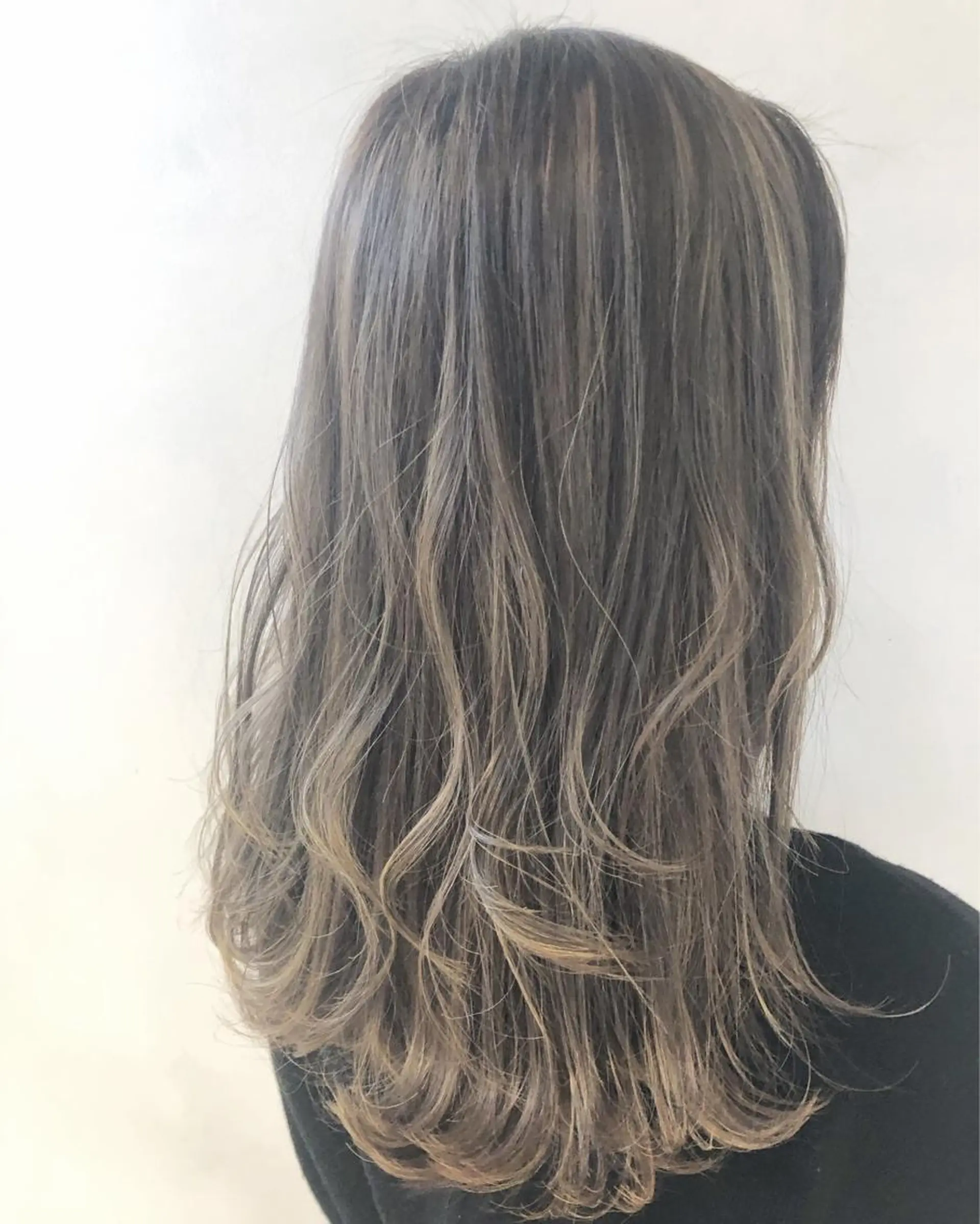 ロング カラーと髪質改善 のミライのヘアスタイル