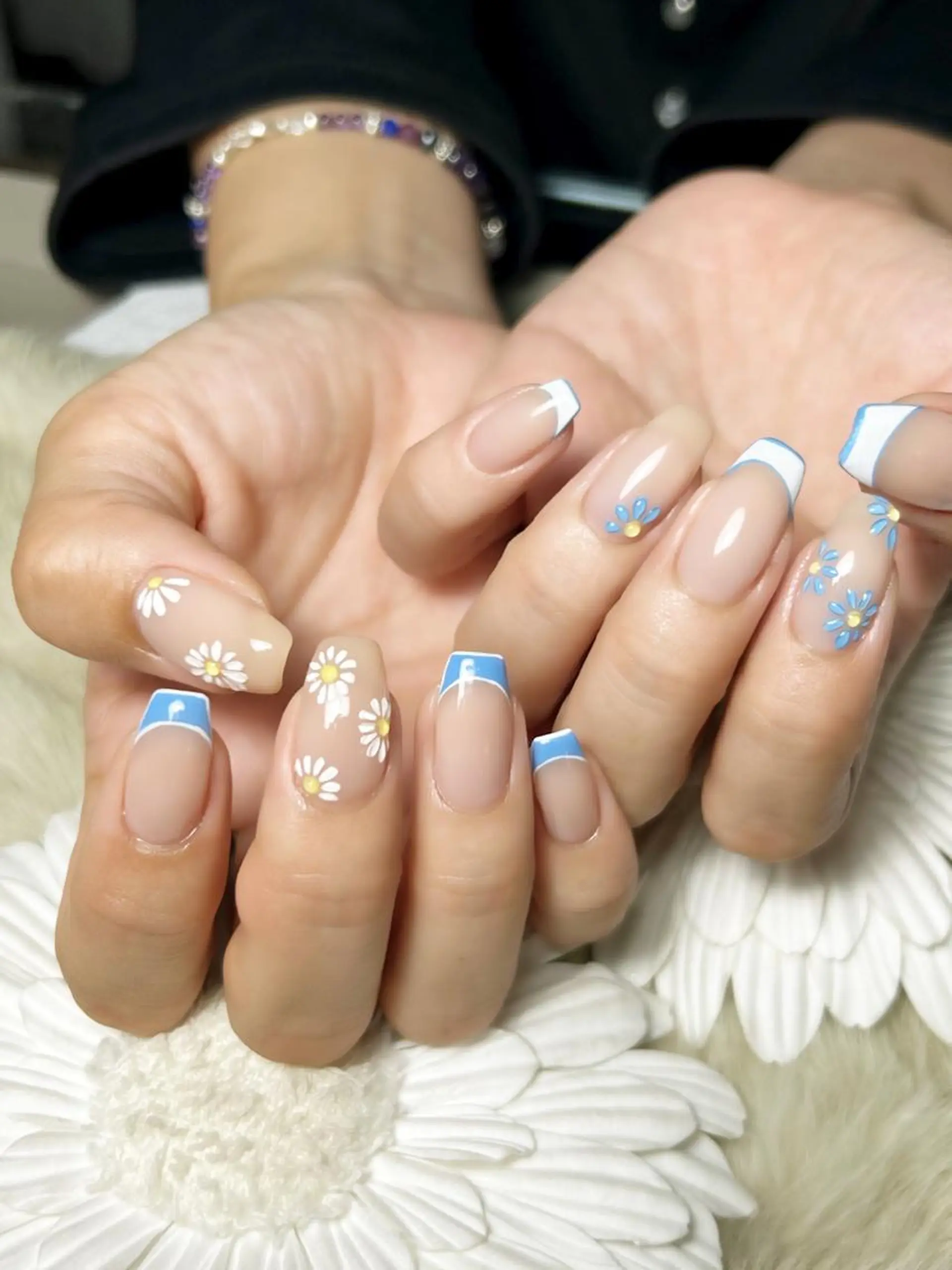 ネイル Yakko pas á pasのネイルデザイン