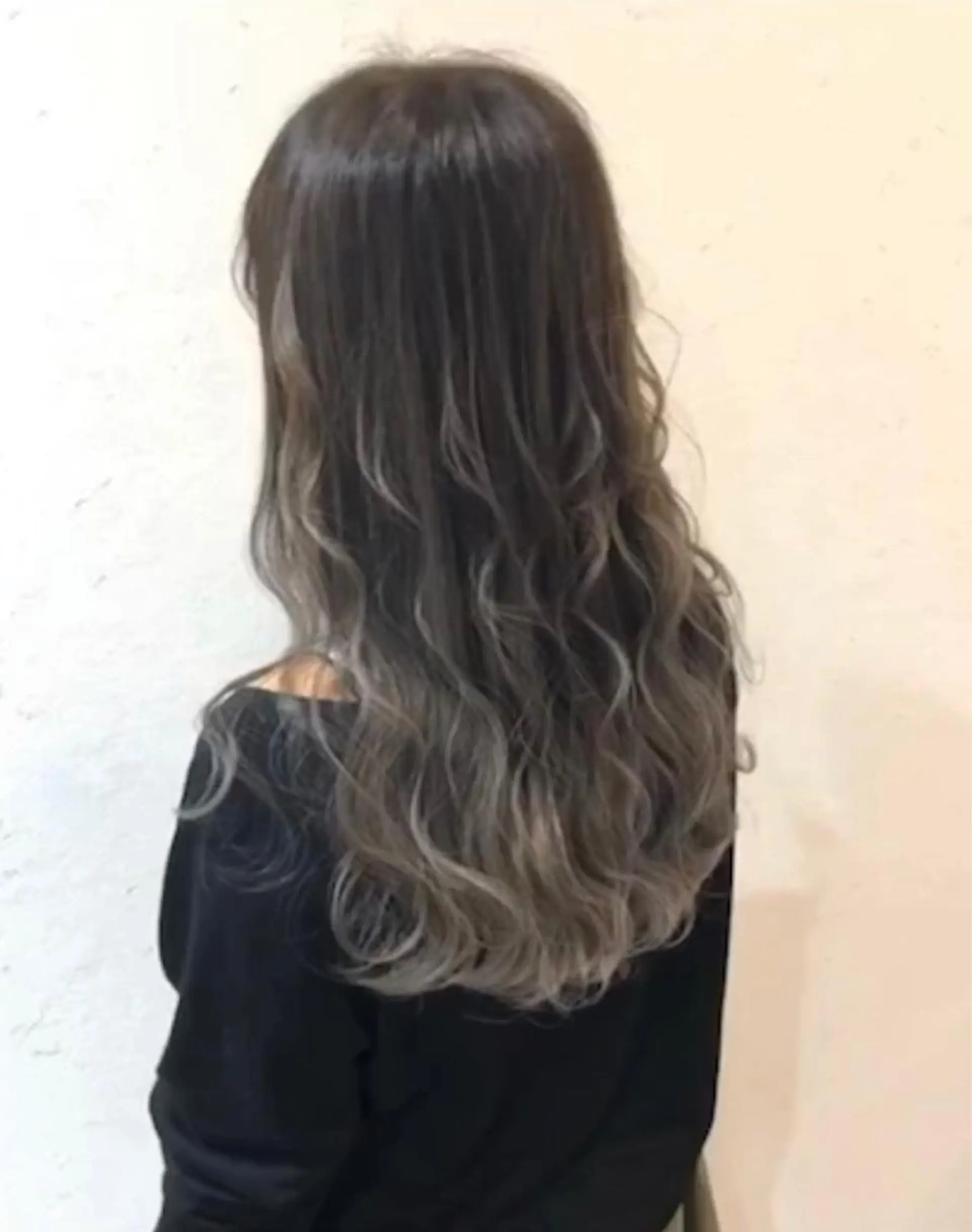 ロング アッシュ ロング Dolce　梅田所属・城領 直輝のヘアスタイル