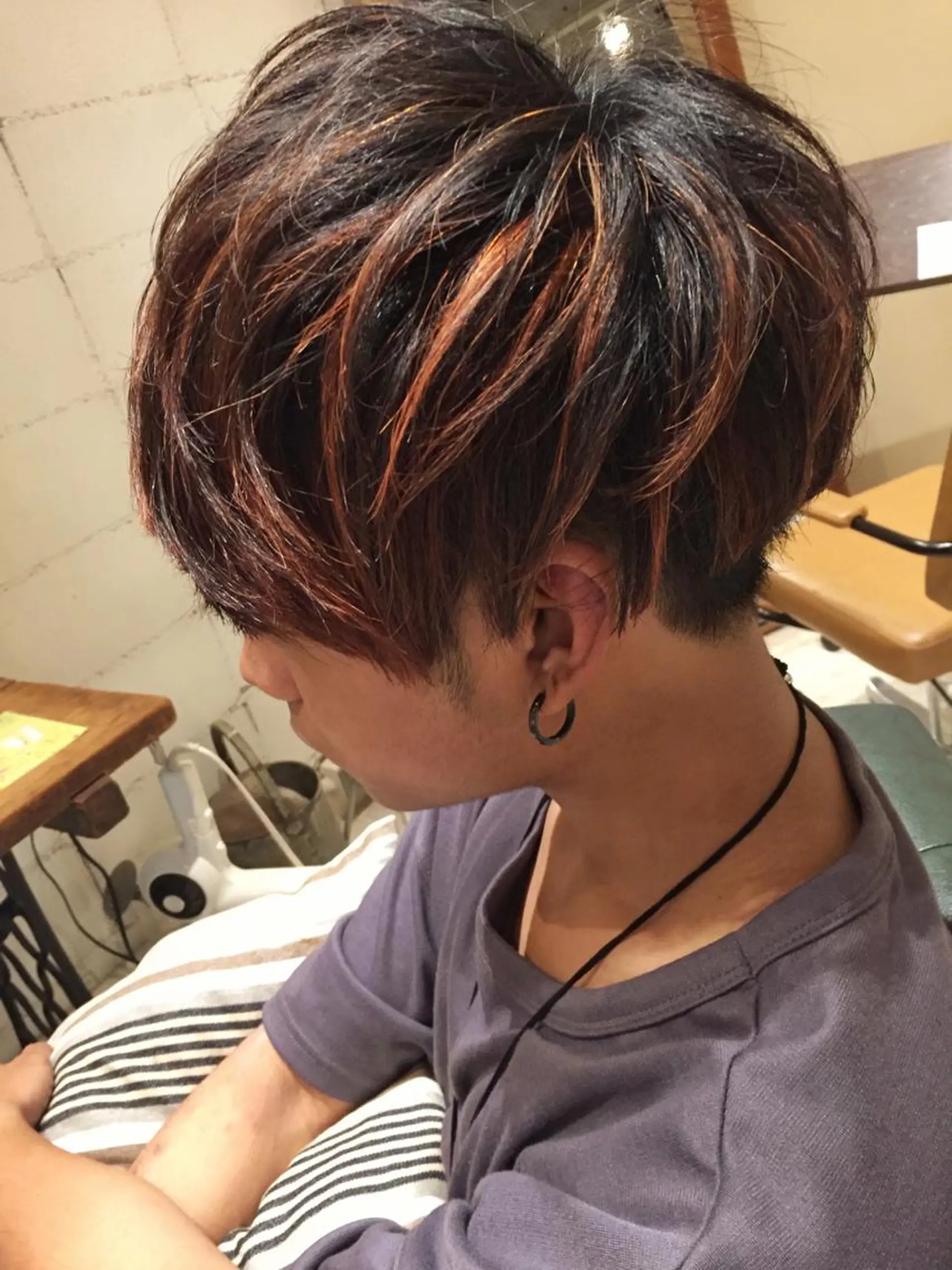 ショート カラー メンズ メンズハイライト ハイライトカラー レッドカラー ハイライト ◇おの あすか◇のヘアスタイル