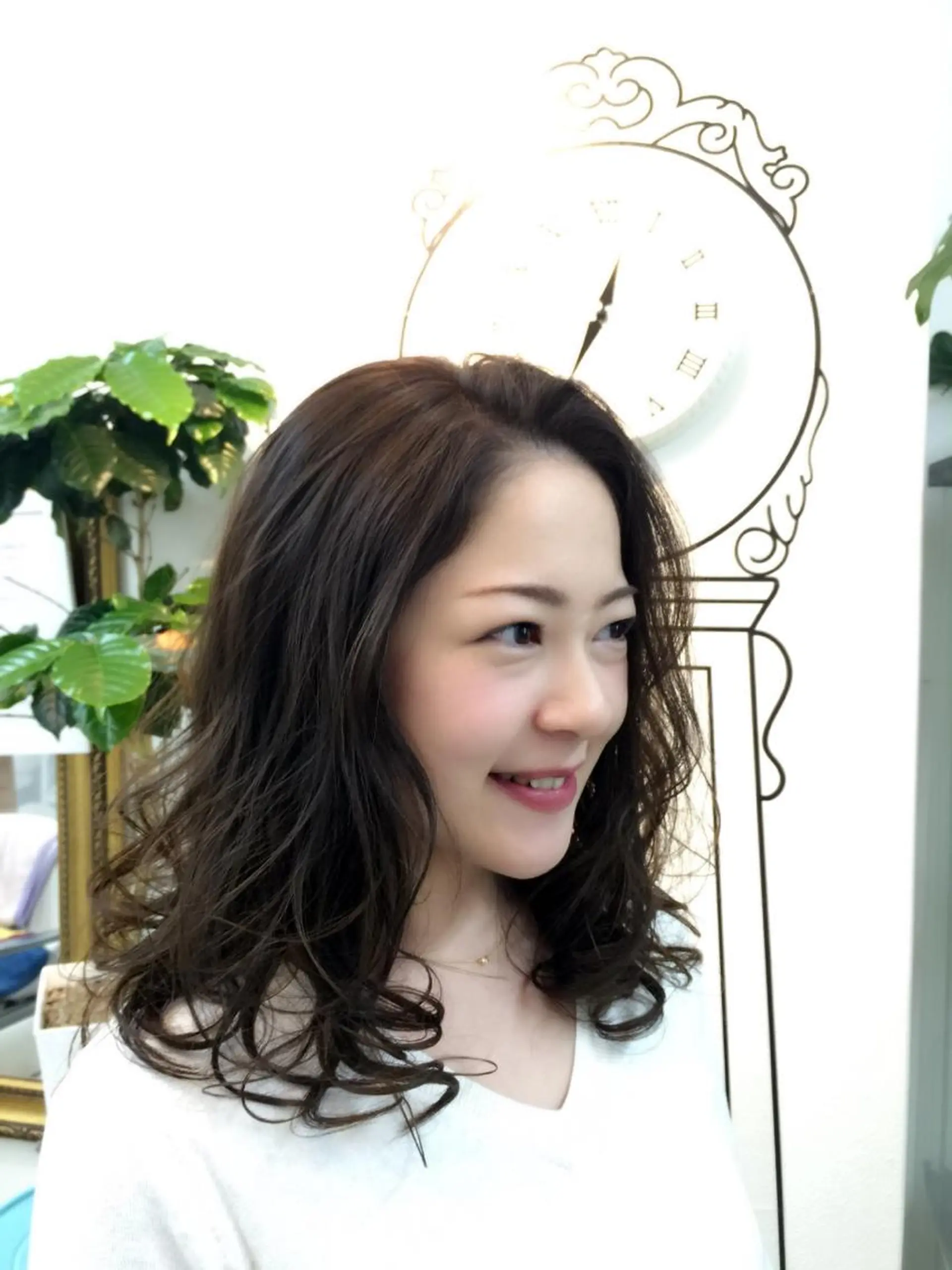 ミディアム ミディアムパーマ 縮毛矯正 ajuga所属・hama yukiのヘアスタイル