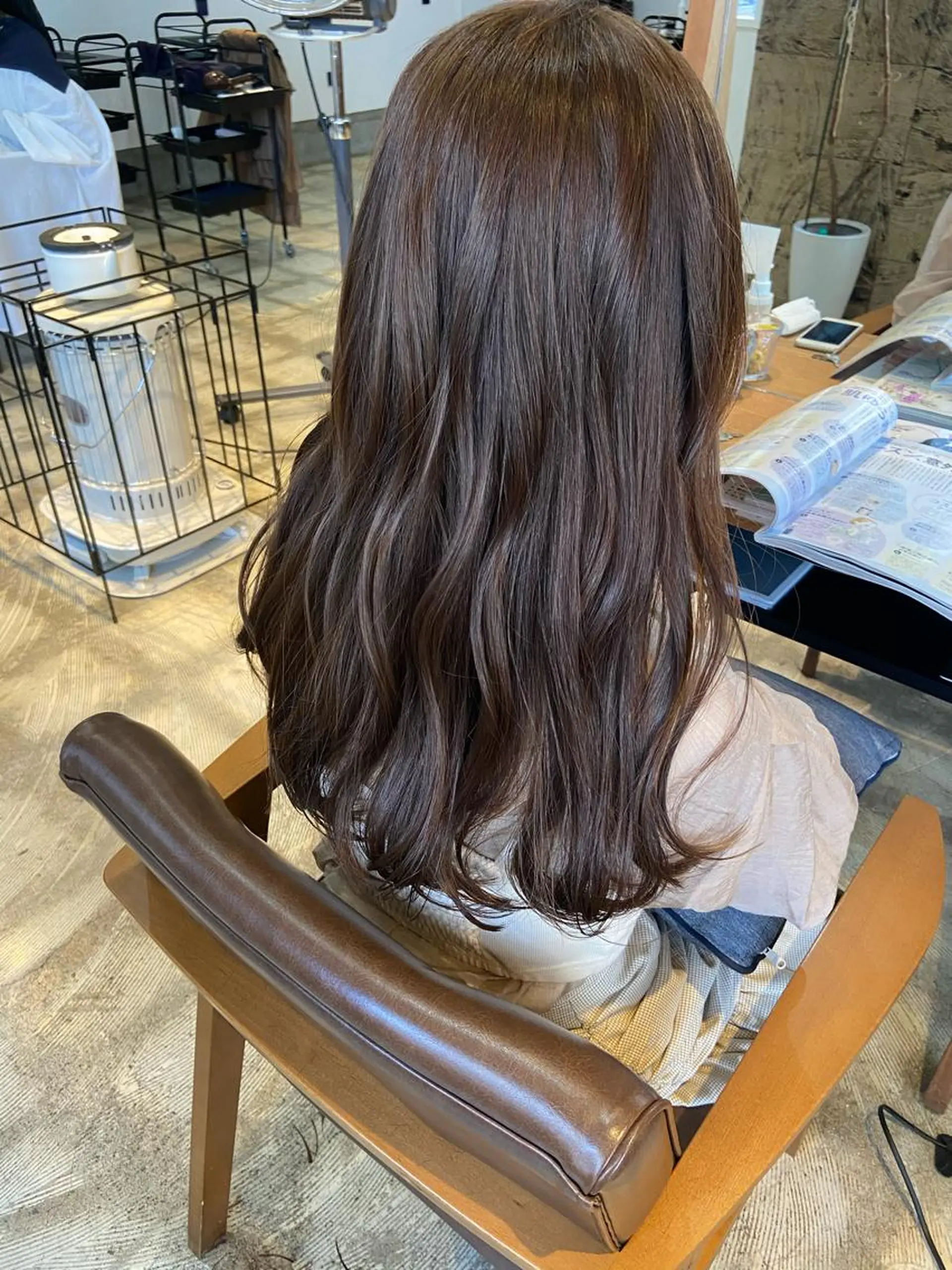 セミロング 小玉 杏華のヘアスタイル