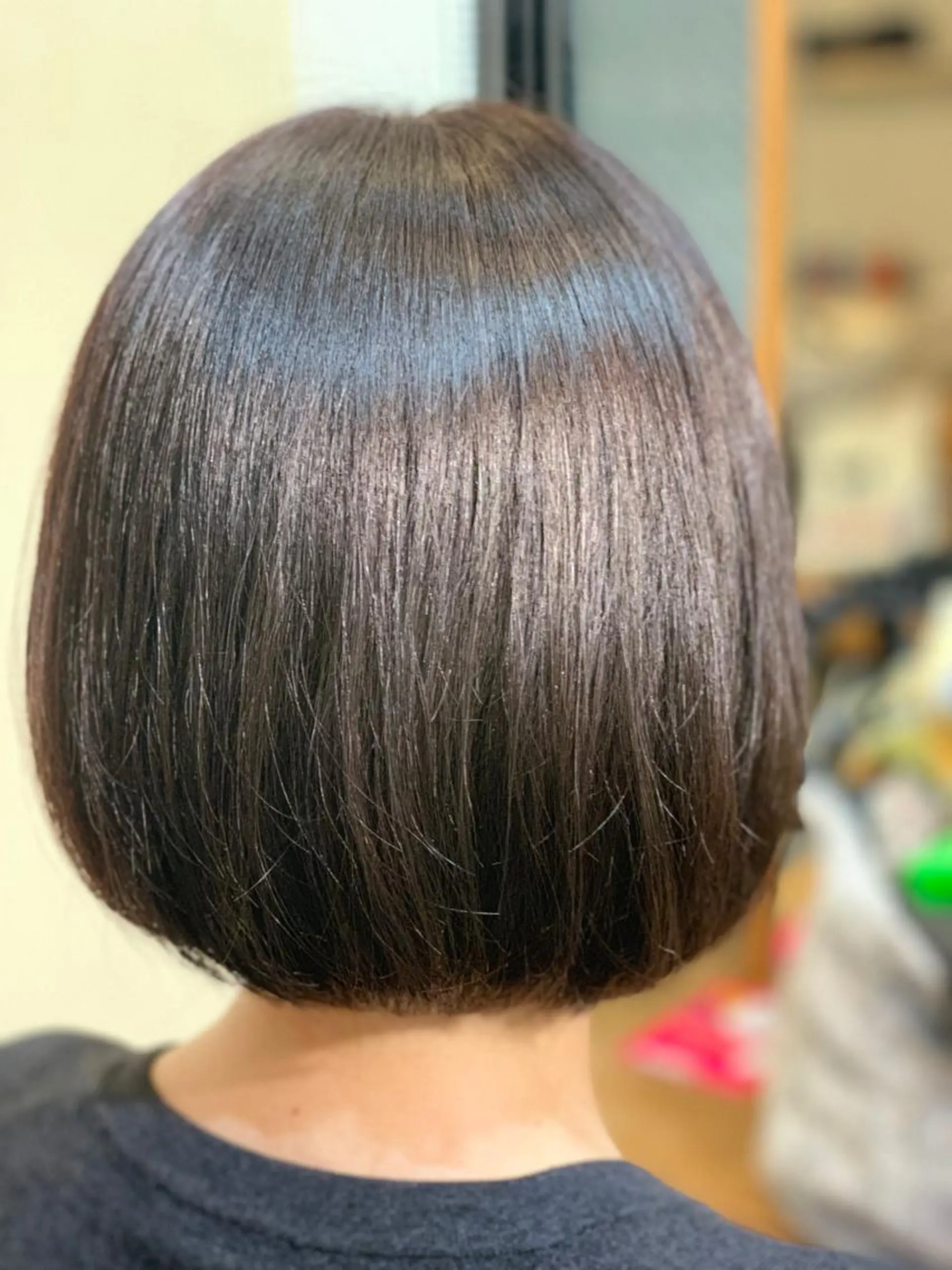 ミディアム カラー イルミナカラー カット 縮毛矯正 四ッ井 翔のヘアスタイル