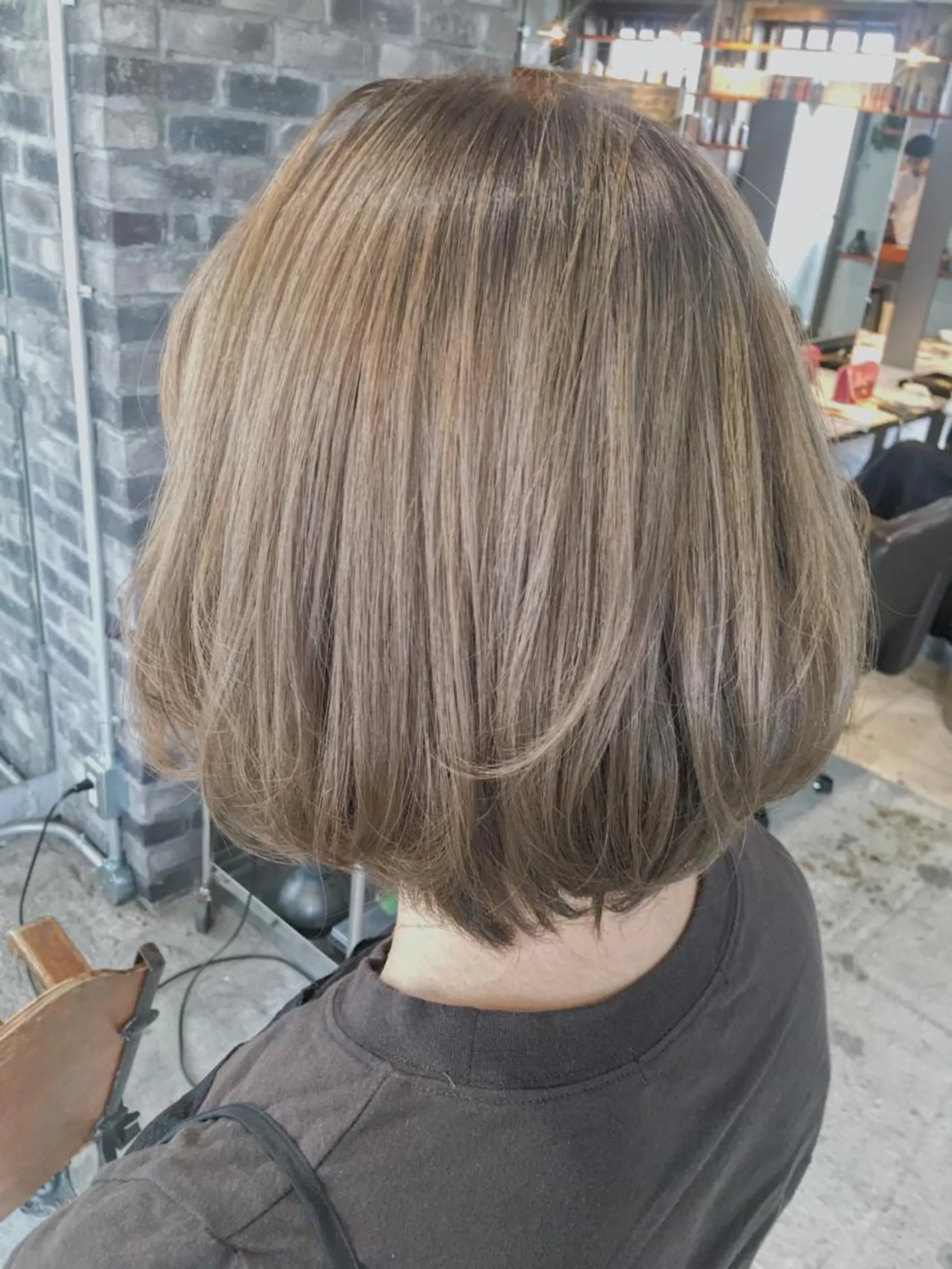 ショート カラー パーマ ベージュカラー ミルクティーベージュ ヘアカラー トリートメント 代表 中島貴志のヘアスタイル
