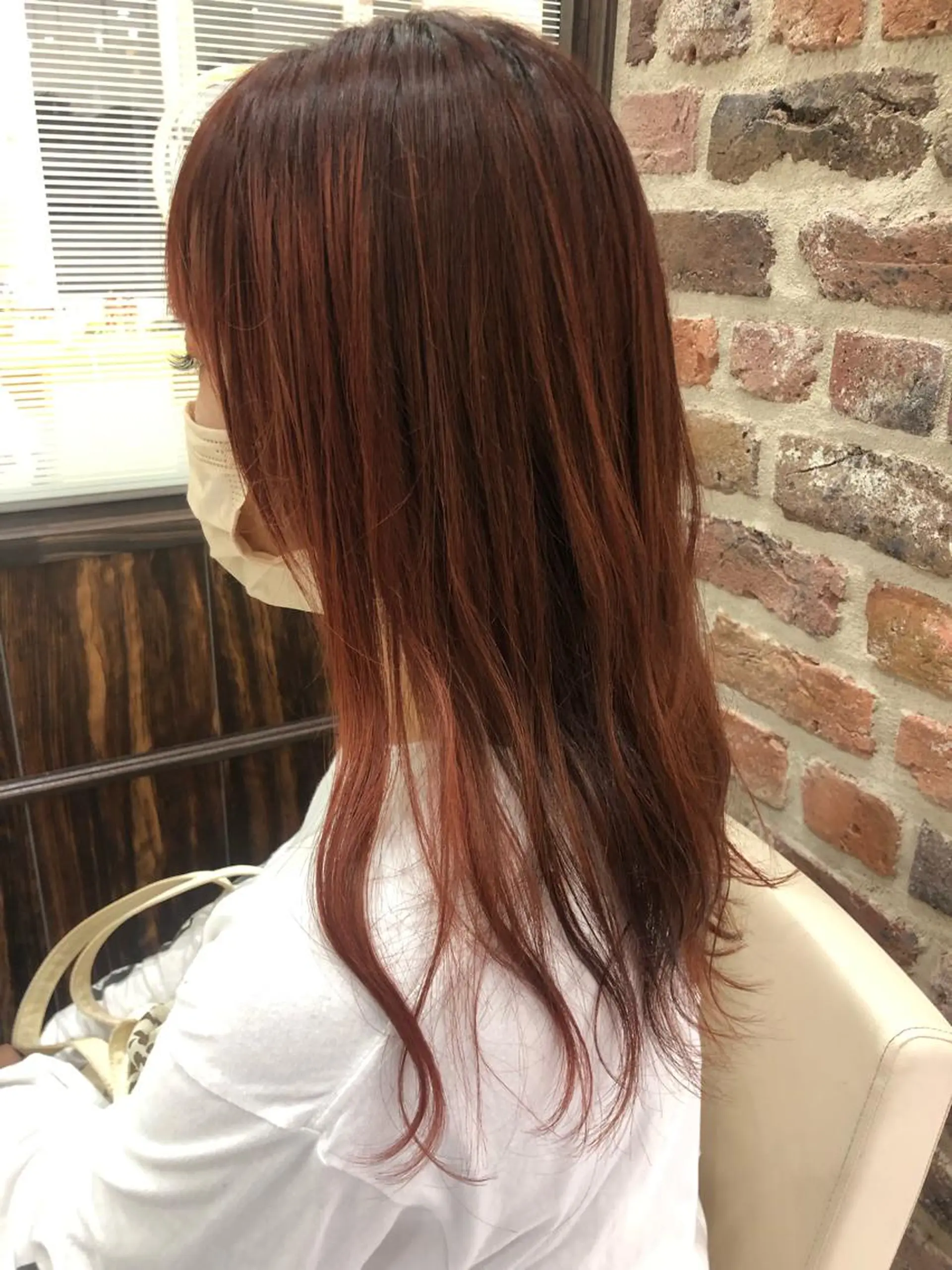 ロング カラー ブリーチ ブリーチなしカラー 七井 香奈 (なないかな)のヘアスタイル