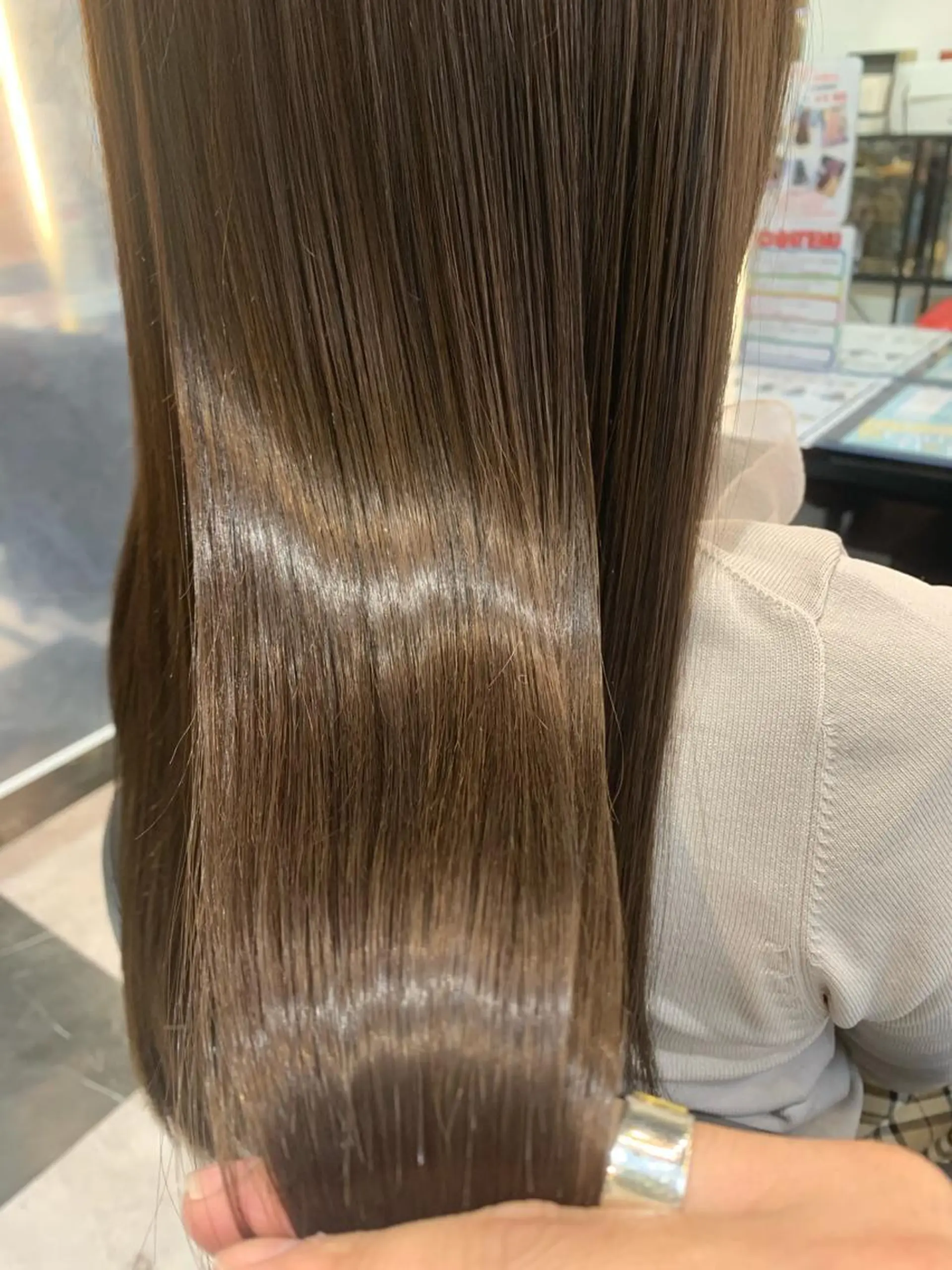 セミロング 髪質改善 トリートメント 縮毛矯正 トリートメント 中村 侑弘のヘアスタイル