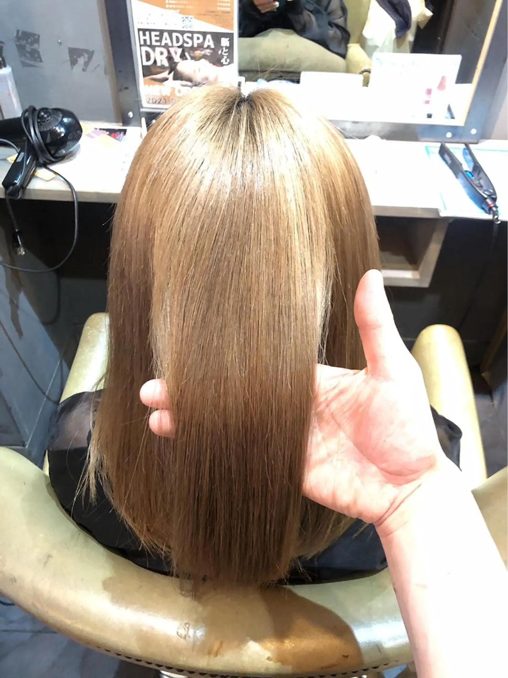ミディアム カラー PANOL 秀島のヘアスタイル