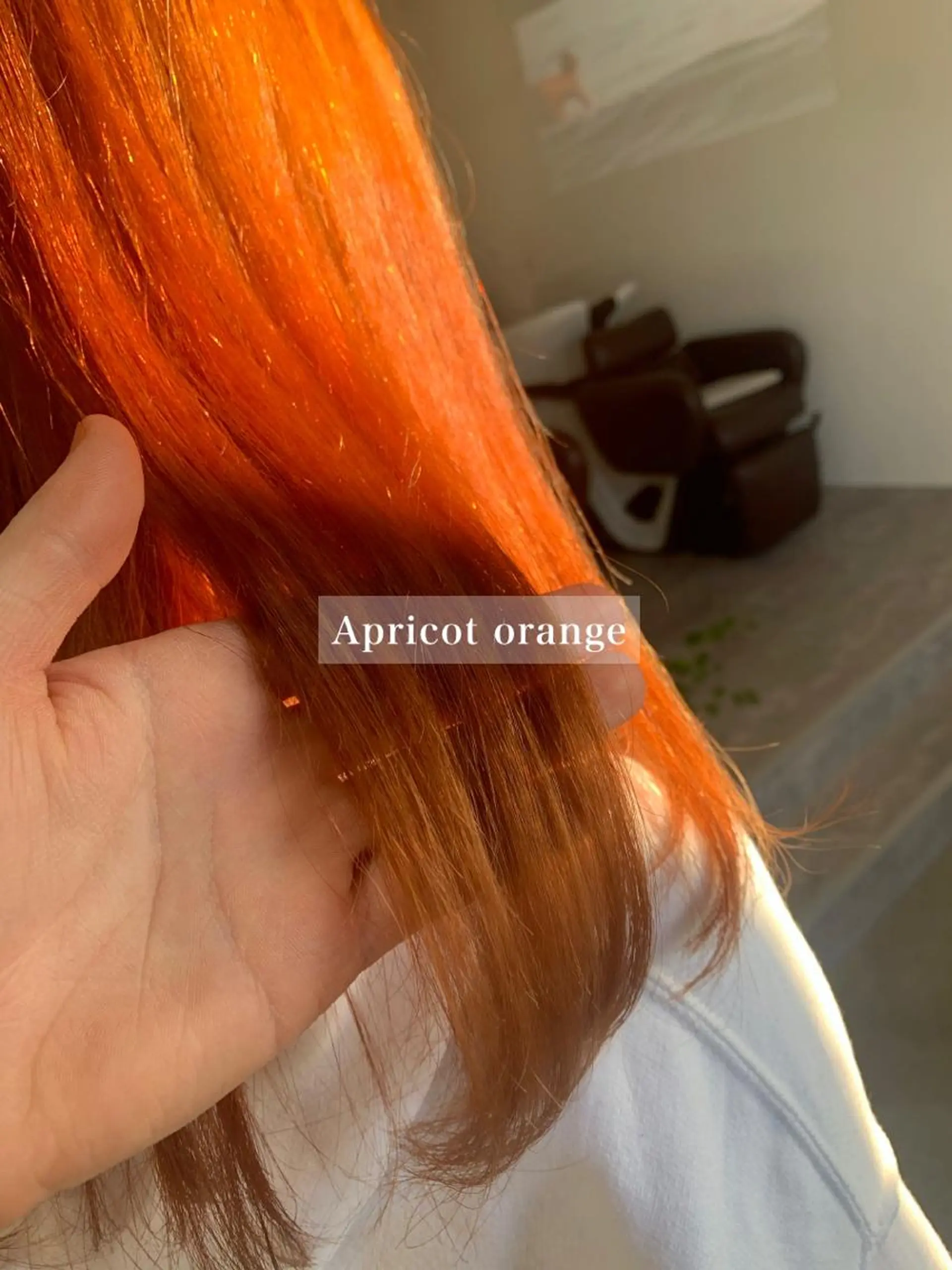 カラー ブリーチ ケアブリーチ オレンジ カット ヘアカラー トリートメント loka所属・山本 晶大のヘアスタイル