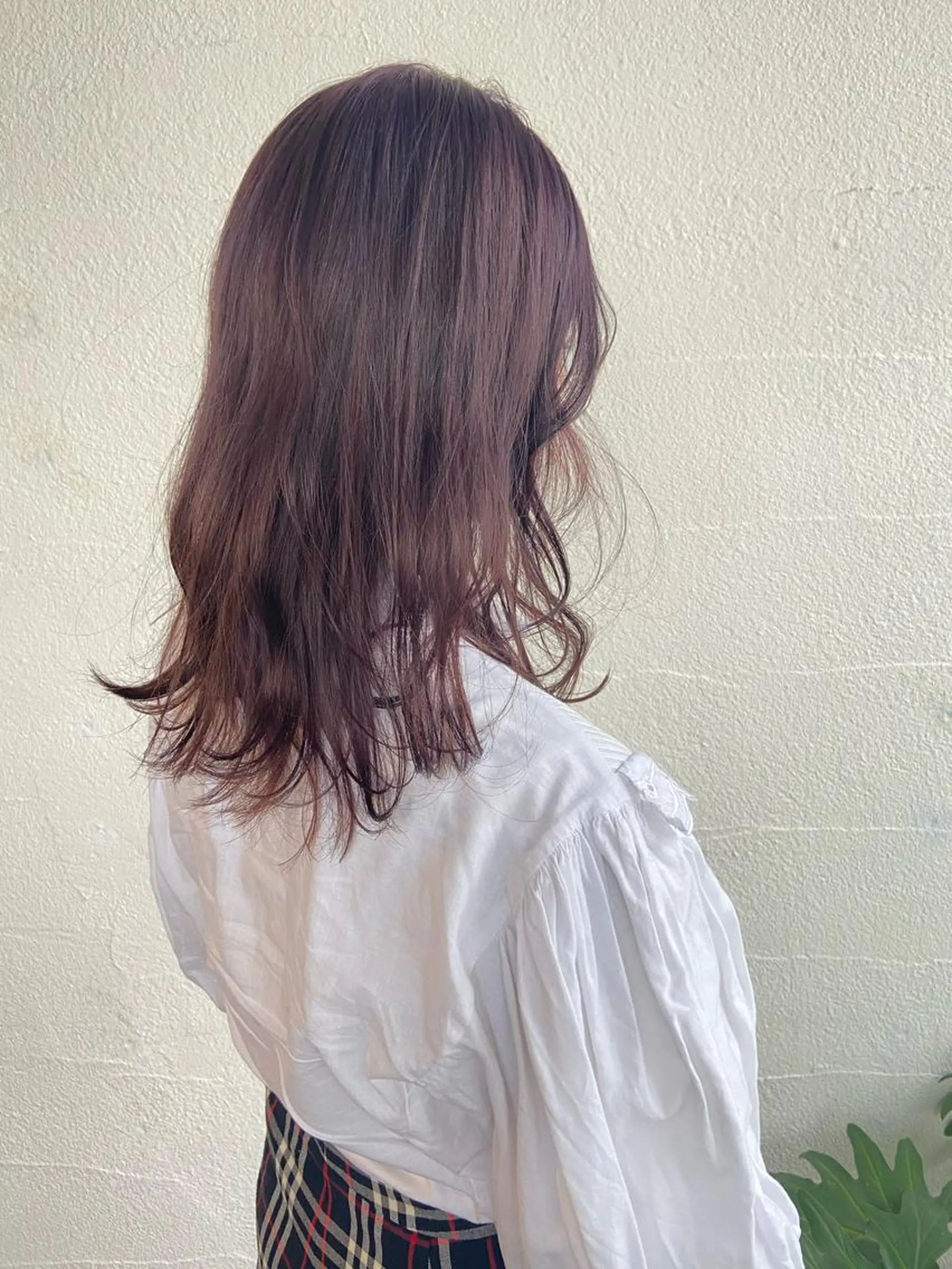 セミロング カット ヘアカラー トリートメント aW HAIRカンノ カナエのヘアスタイル