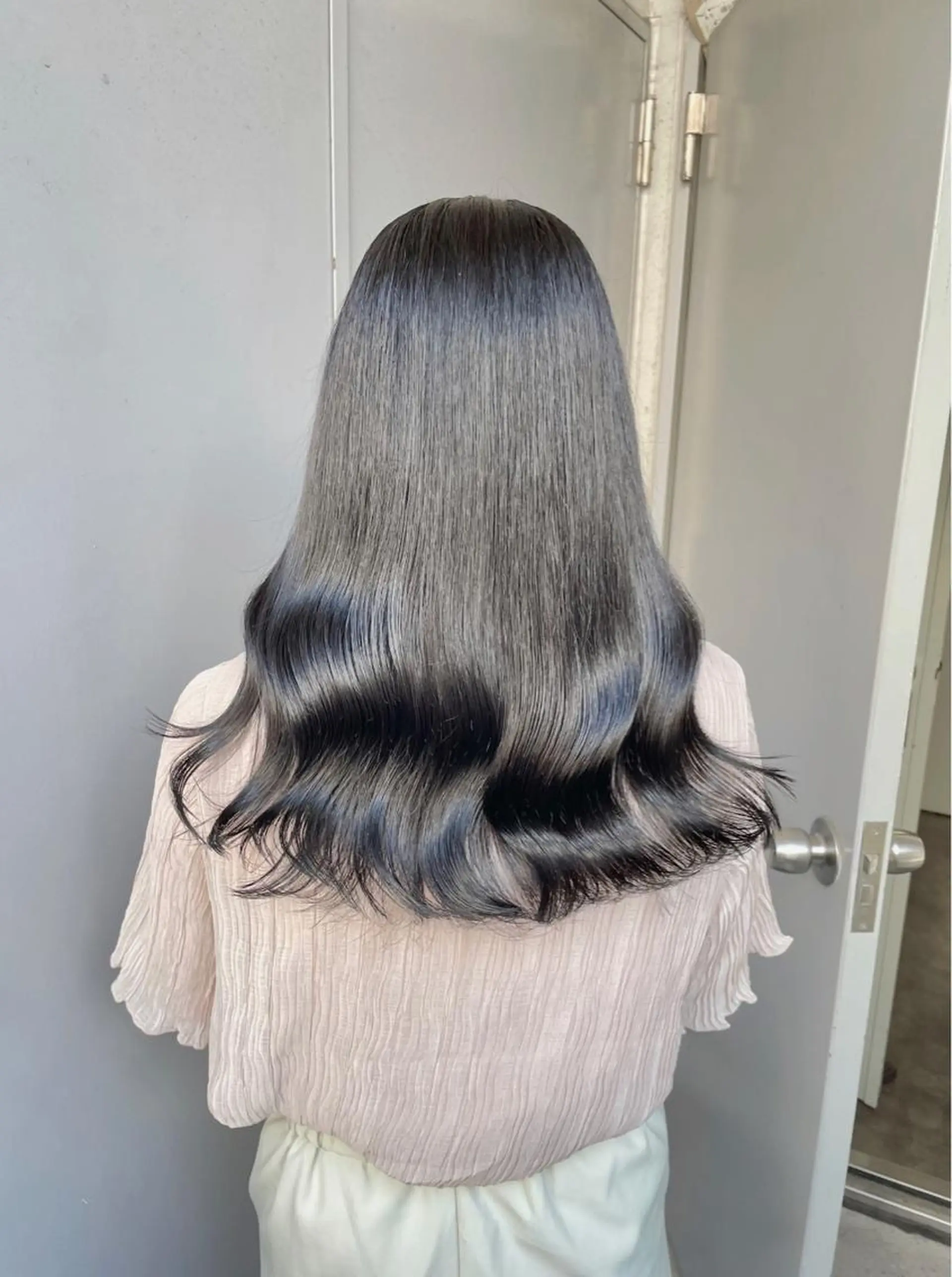 ロング カラー カット ヘアカラー トリートメント ヘッドスパ ヘアセット ベージュカラー💖 やすひろのヘアスタイル