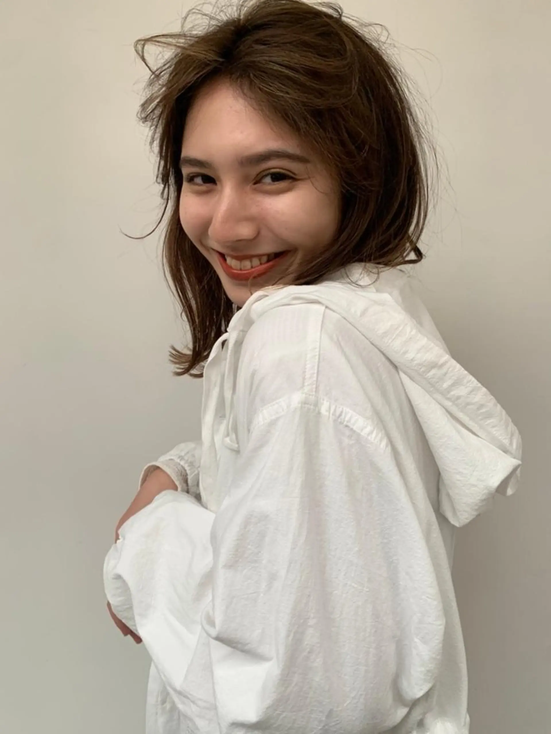 ミディアム カラー パーマ ショートボブ ミディアムパーマ アディクシーカラー ブリーチ ケアブリーチ カット ヘアカラー CEINE OURのヘアスタイル