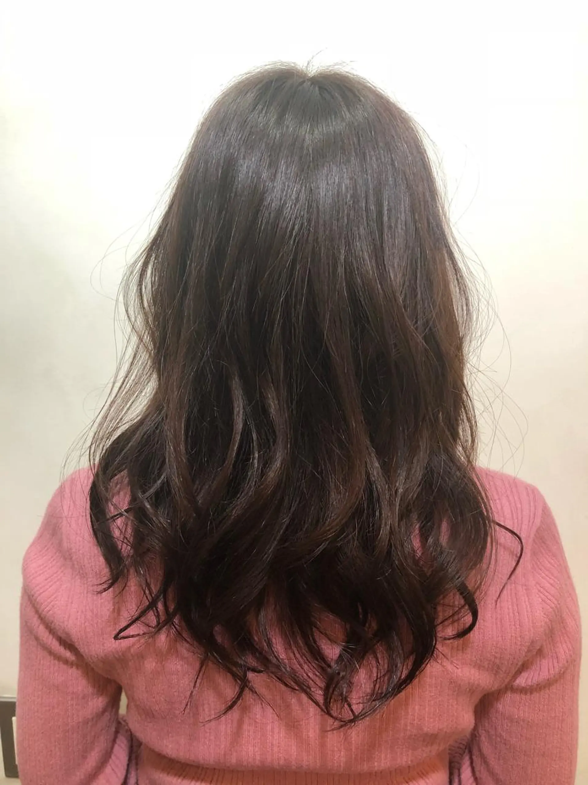 セミロング カラー 透明感カラー イルミナカラー ピンクカラー バイオレットカラー トリートメント 美髪矯正 🌈髪質改善 山下のヘアスタイル