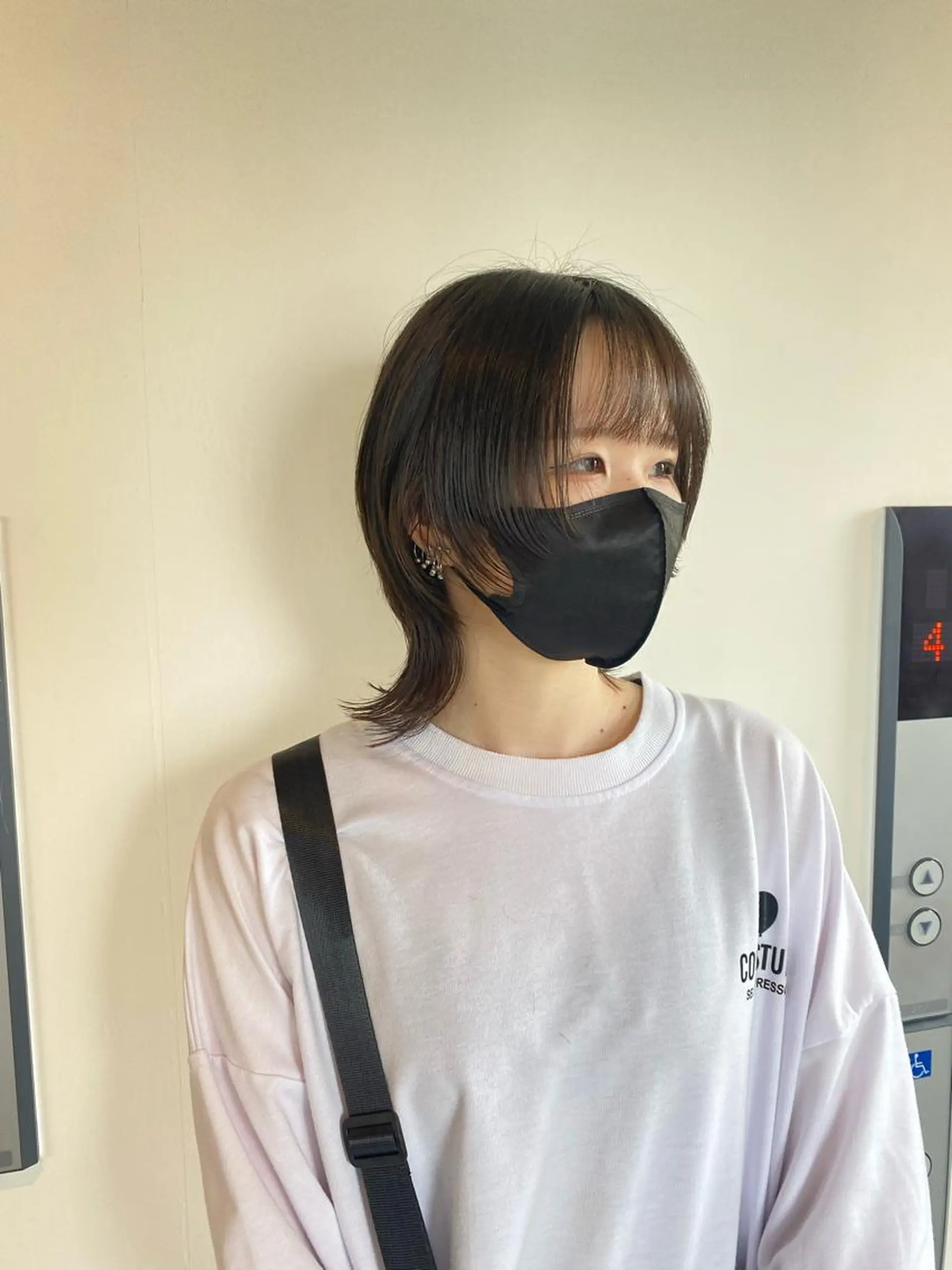 ミディアム ボブ ハッシュカット 姫カット 韓国風ヘア レイヤーカット 大阪ウルフカット ハッシュカットのヘアスタイル