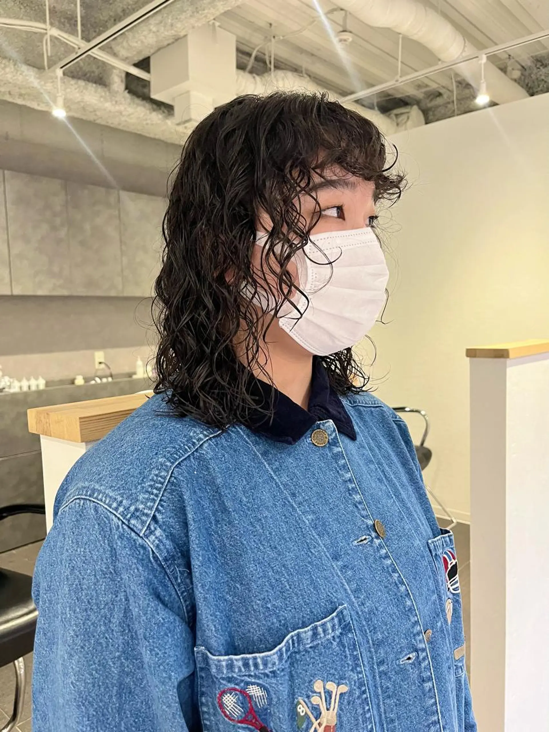 ミディアム パーマ ミディアムパーマ スパイラルパーマ カット パーマ トリートメント 桃果 momokaのヘアスタイル