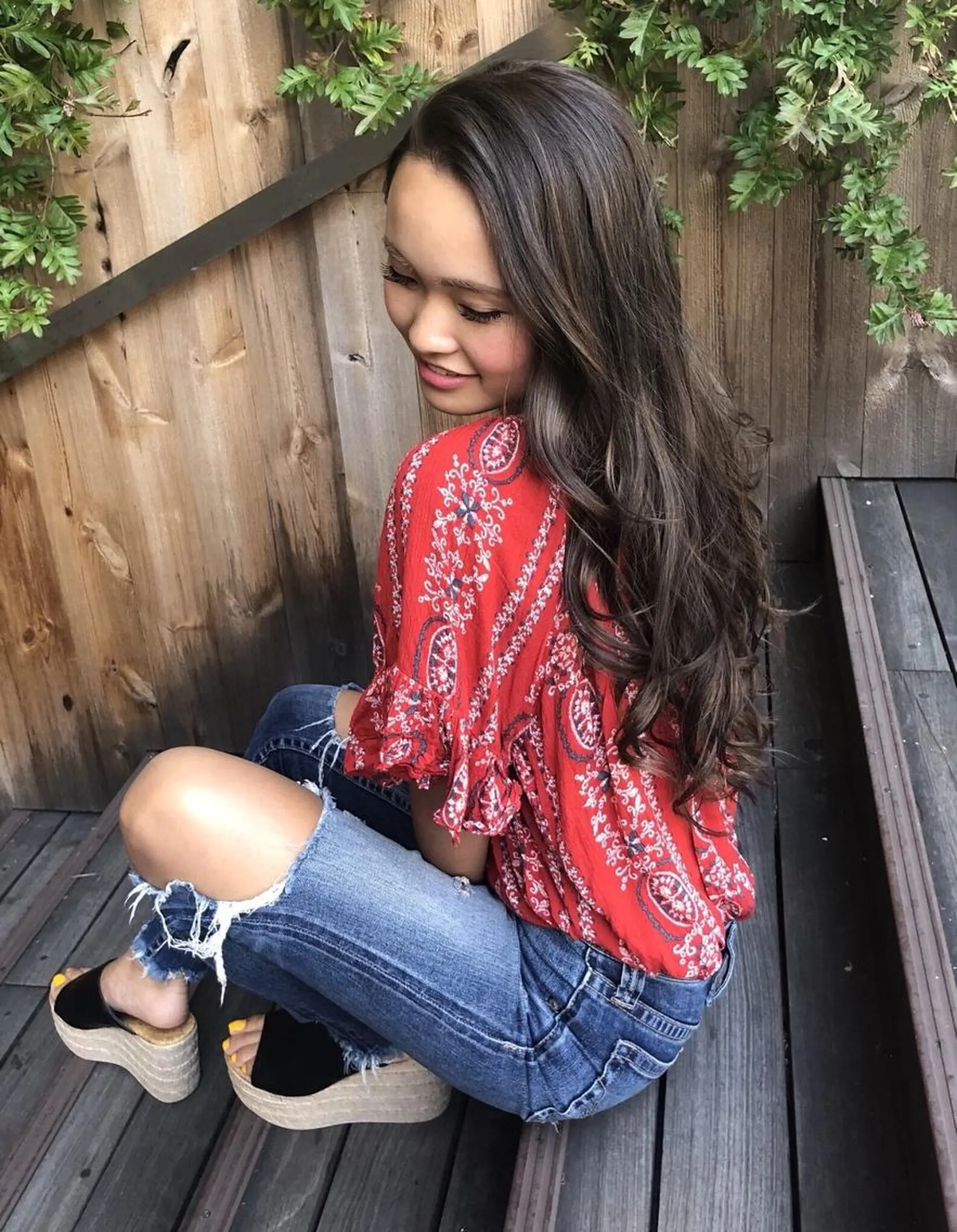 ロング カラー パーマ ヘアアレンジ Device ディバイスのヘアスタイル