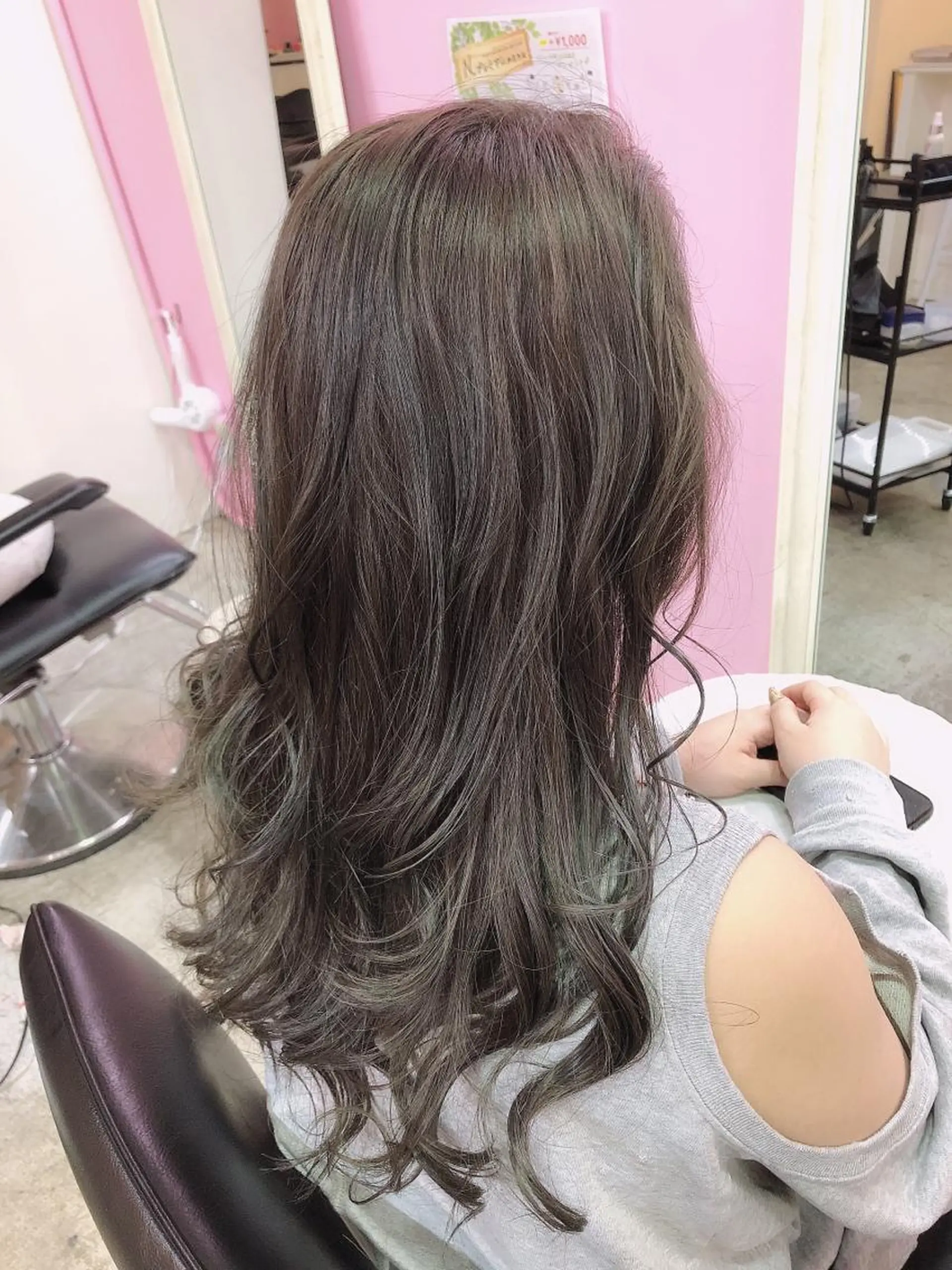 ロング カラー カット ヘアカラー トリートメント 浦山 和之のヘアスタイル