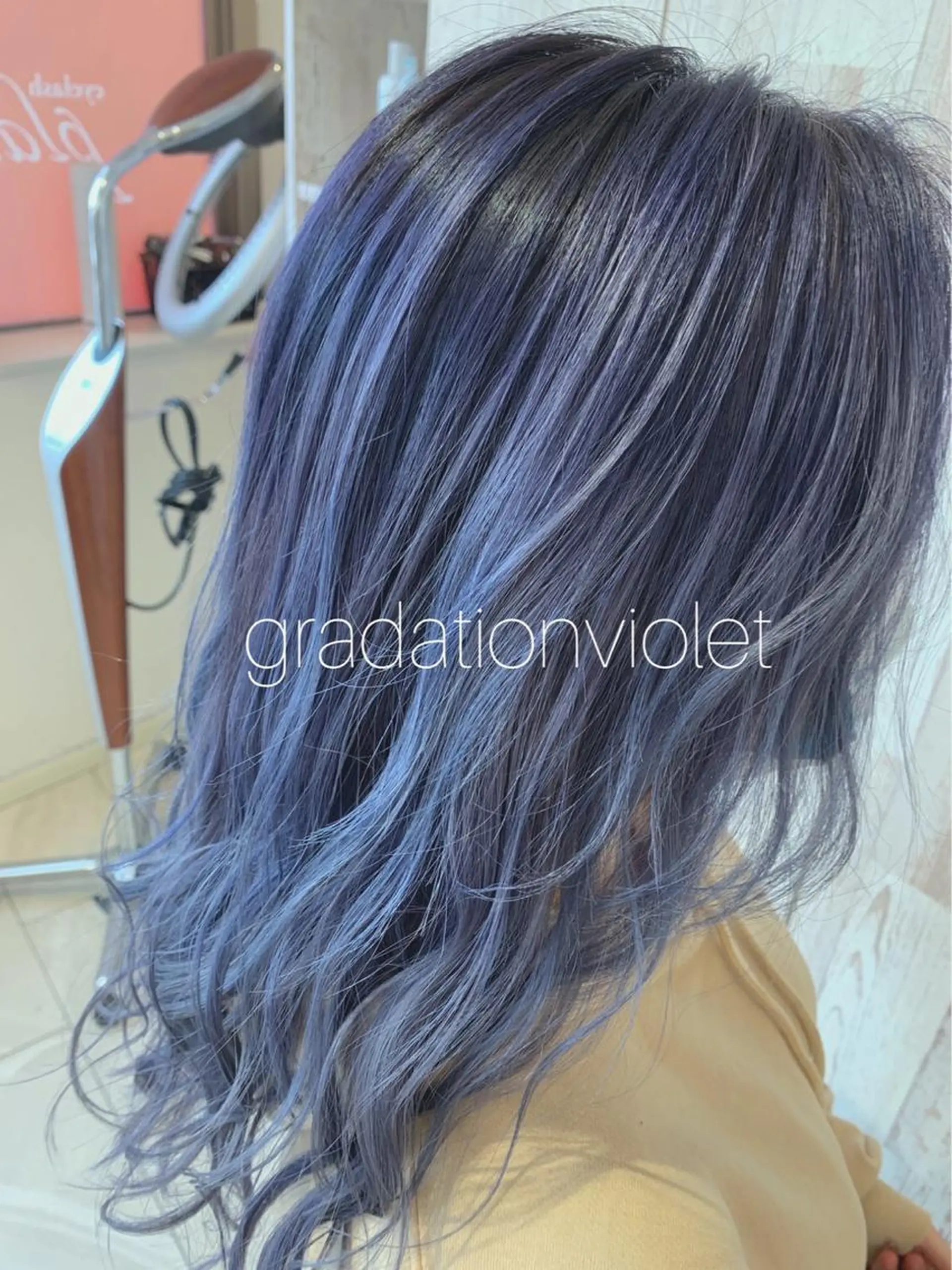 カラー 😈サクマ シオン😈のヘアスタイル