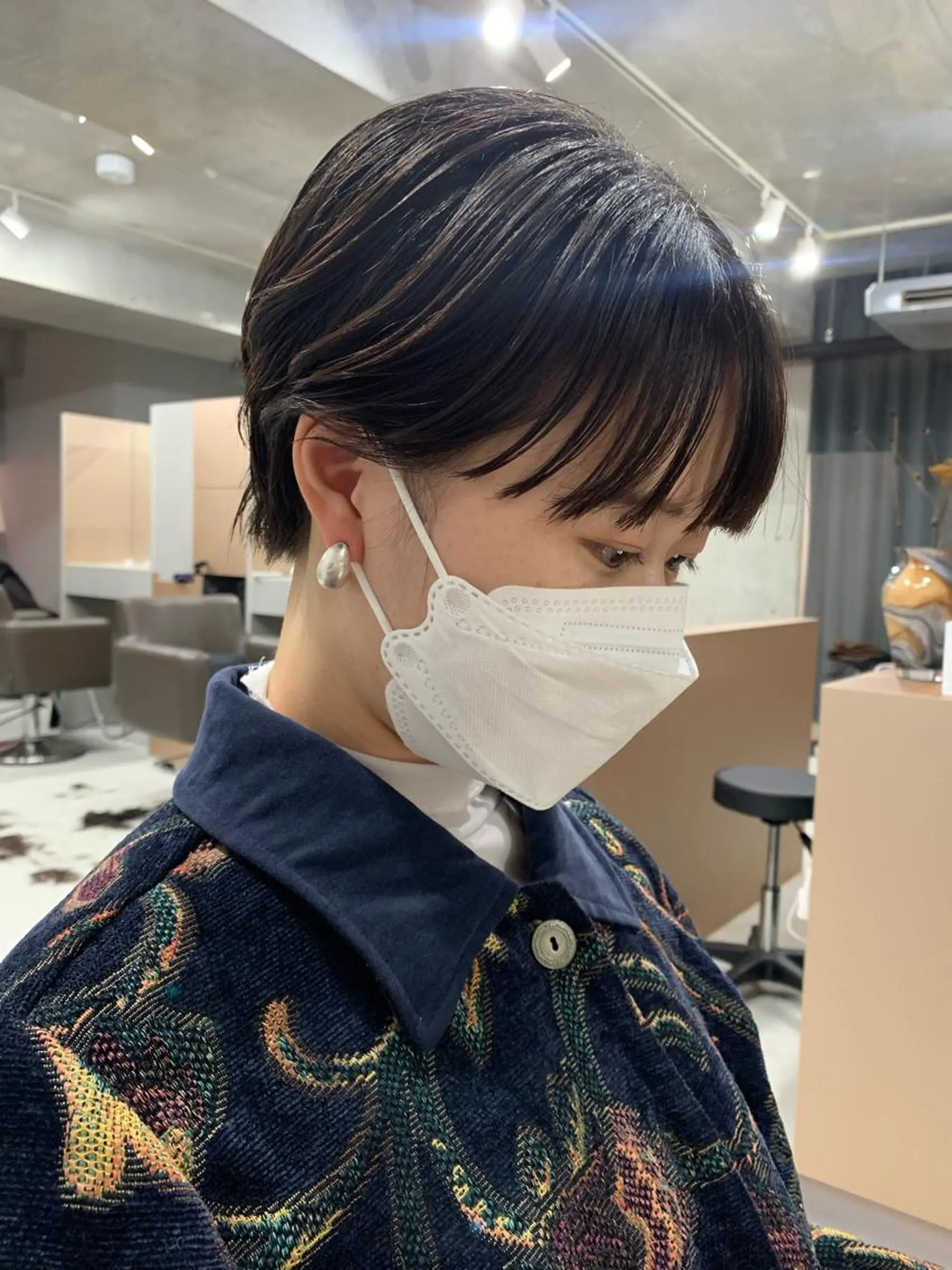 ショート カラー ボブパーマコテ巻き風 パーマNo1深江秀平のヘアスタイル