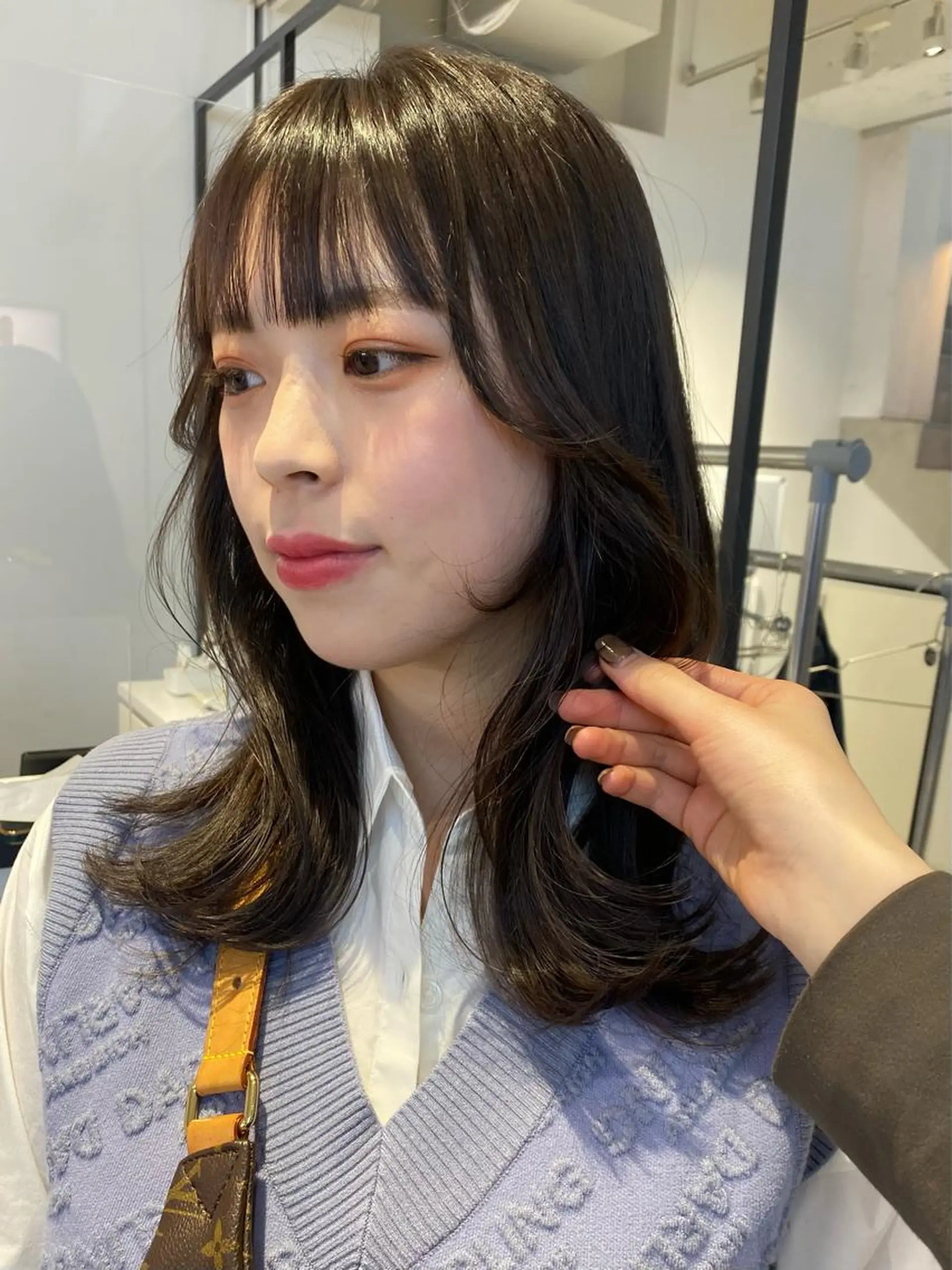 セミロング カット ヘアカラー トリートメント レイヤーカット カノン🩷のヘアスタイル
