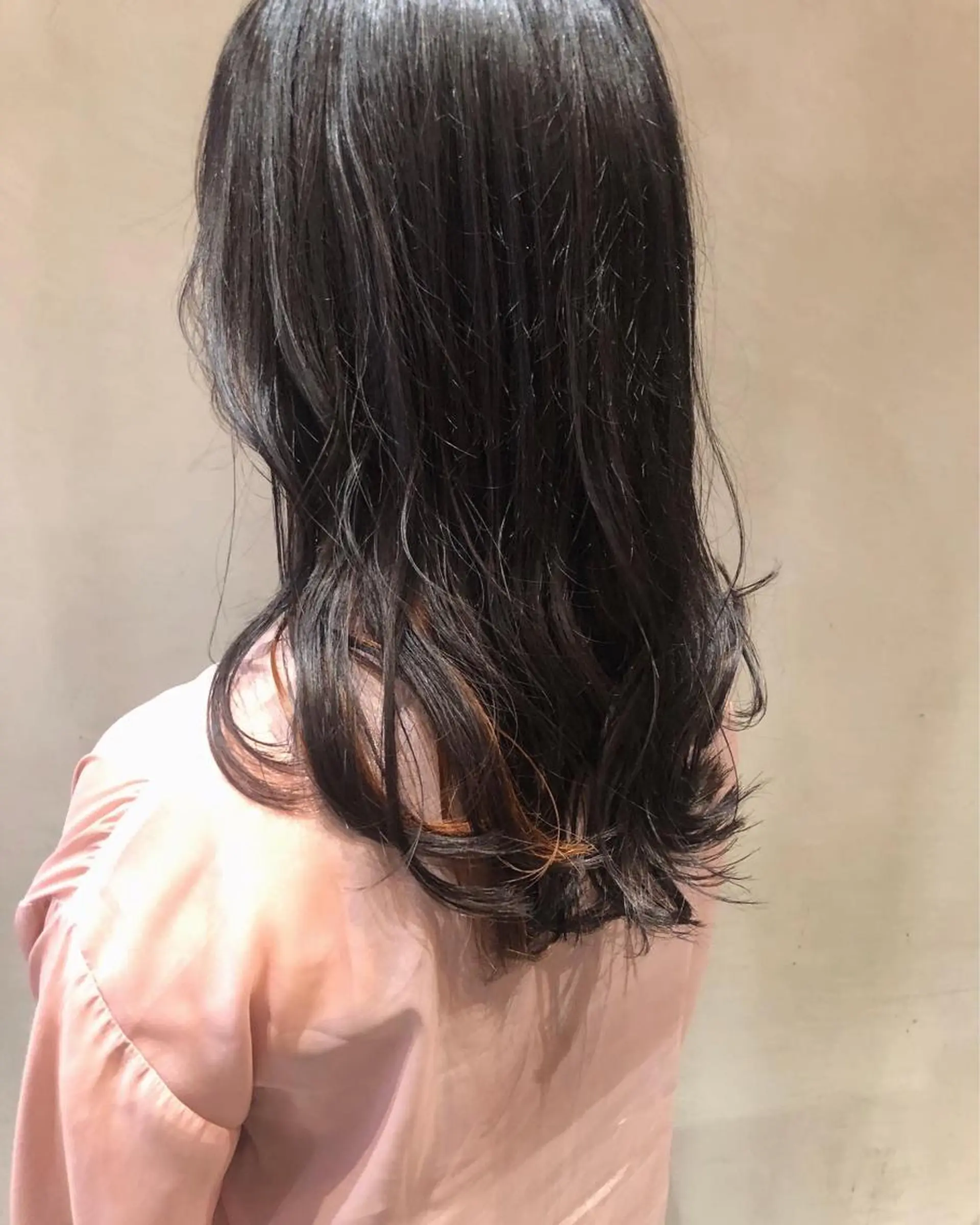 ロング カラー ヘアアレンジ インナーカラー オレンジ 韓国風ヘア カット ヘアカラー トリートメント 酸性縮毛矯正🧴韓国 レイヤー/髪質改善のヘアスタイル