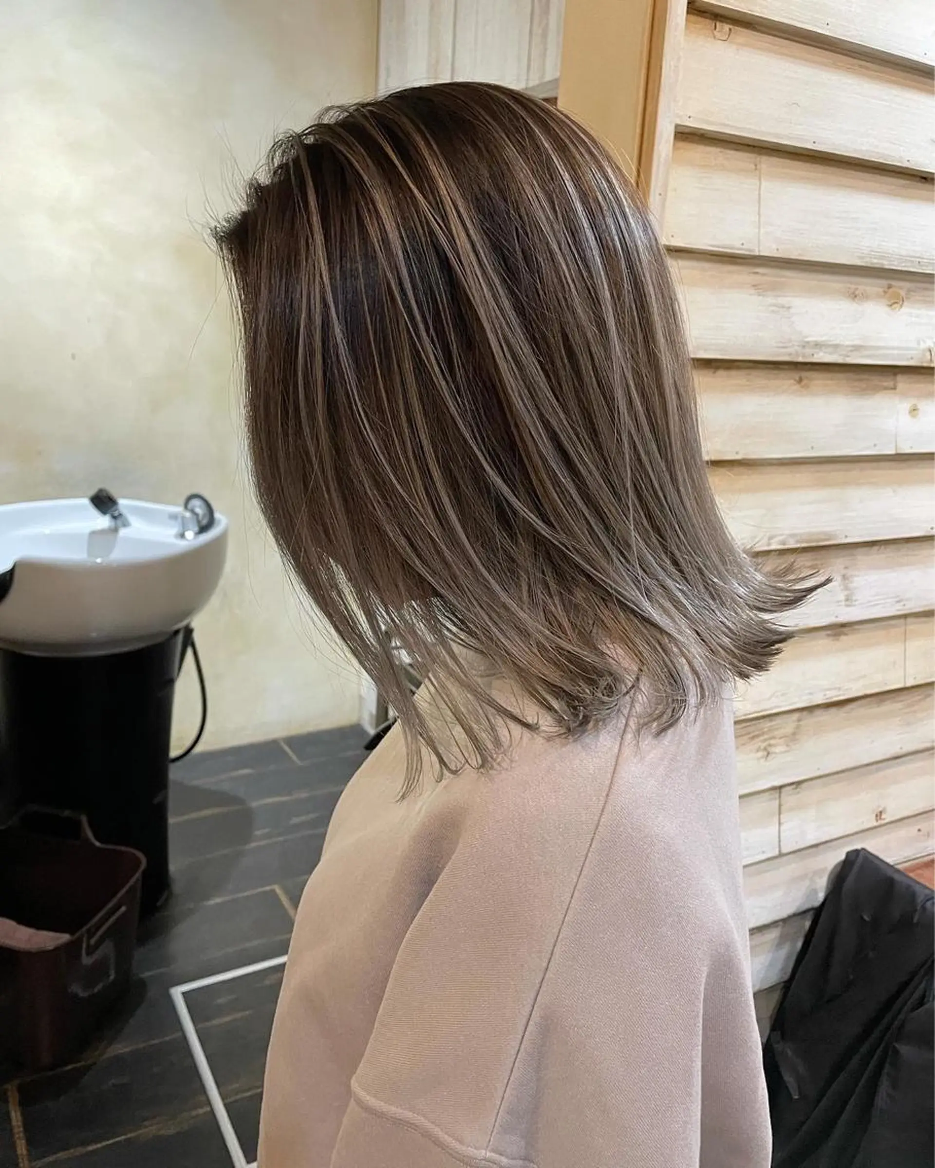 ミディアム カラー バレイヤージュ レイヤーカット ヘアカラー トリートメント Tao所属・藤川 大智のヘアスタイル