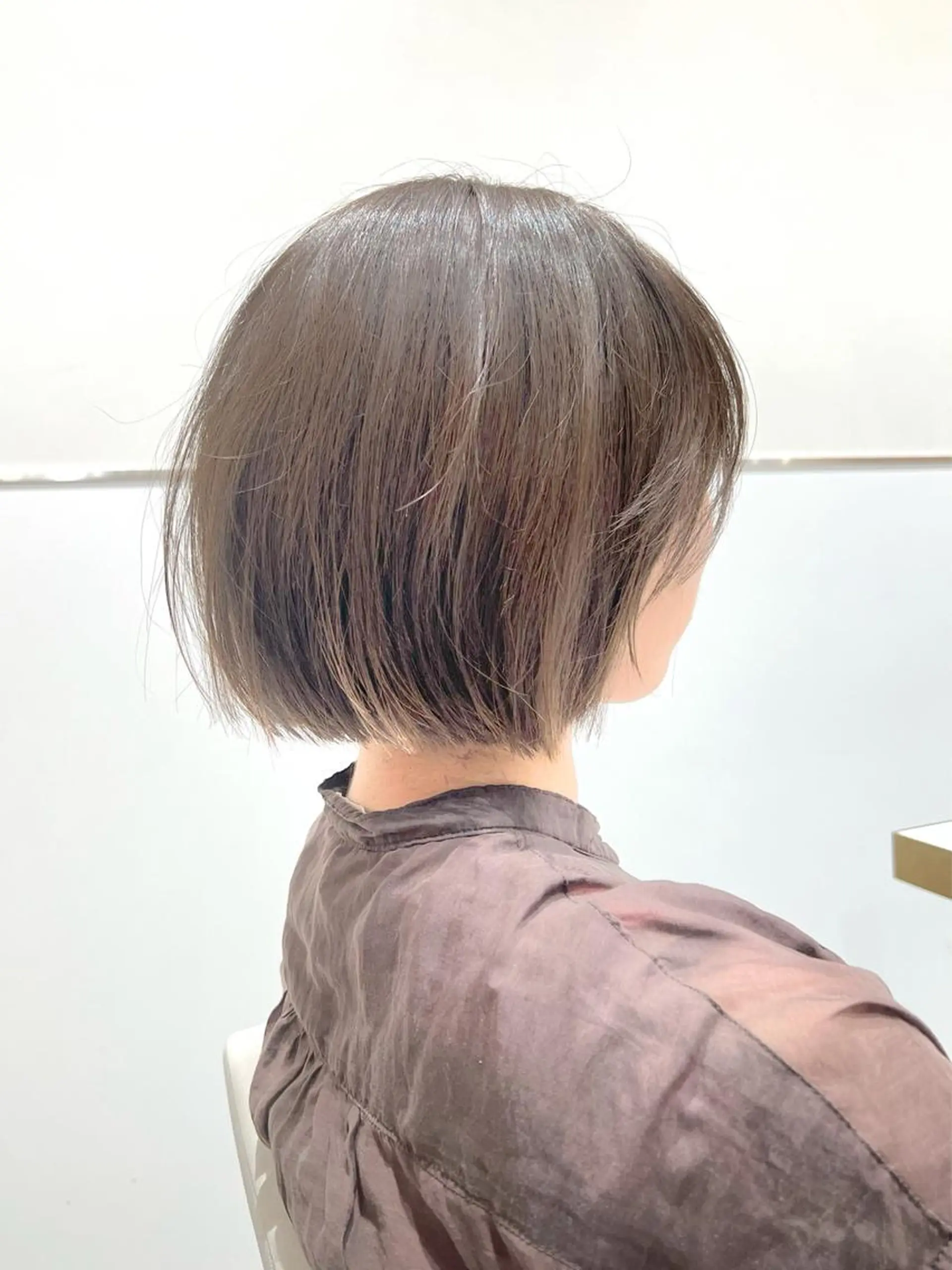 ショート ボブ カット ヘアカラー トリートメント レイヤー専門家 ダブルカラー修のヘアスタイル