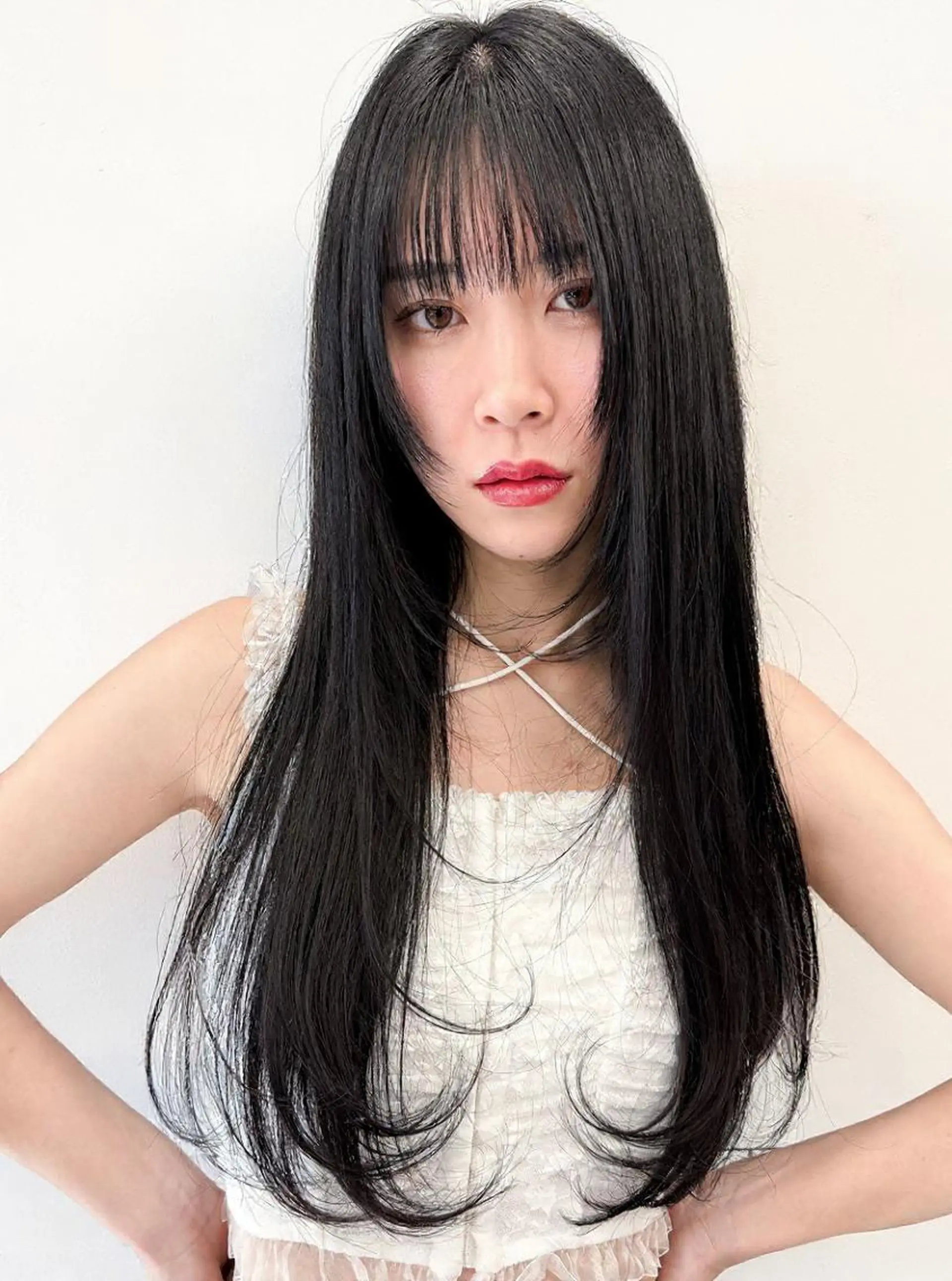 ロング カット 松本/透明感カラー/ ベージュ/青木 未羽のヘアスタイル