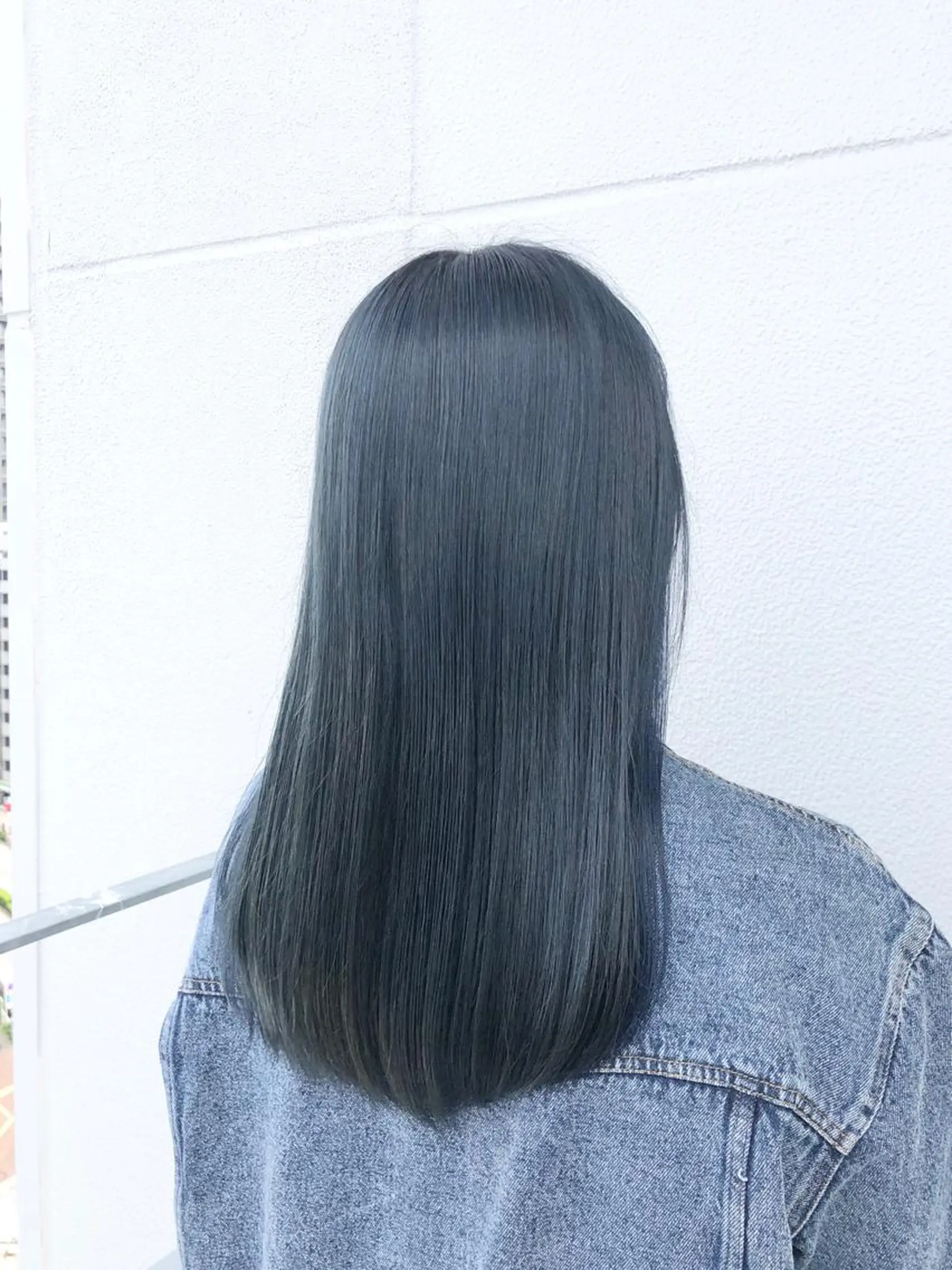 ロング カラー ヘアアレンジ ｲﾝﾅｰｶﾗｰ屋さん 🫧伊藤拓実のヘアスタイル