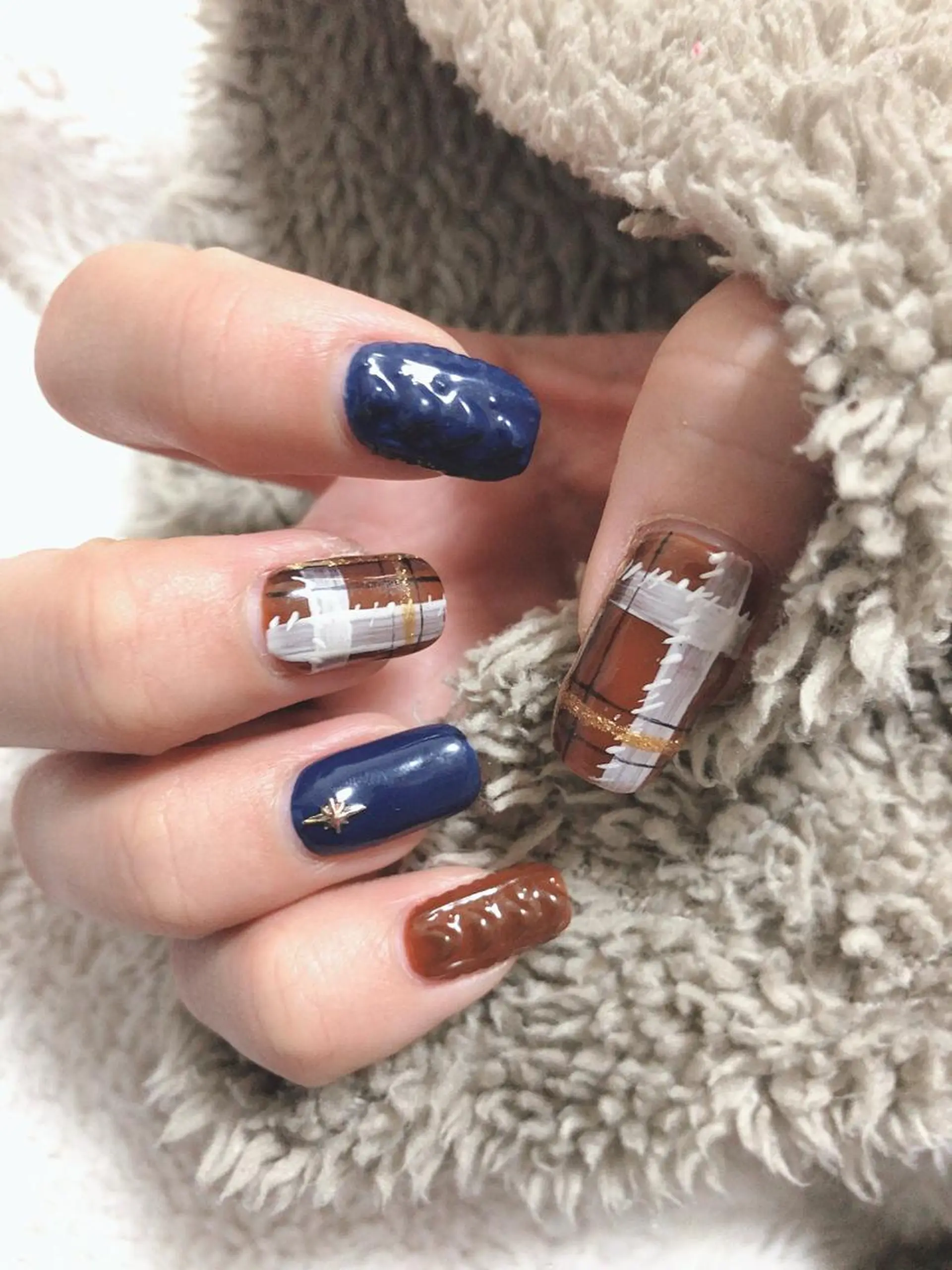 ネイル ハンドネイル フットネイル まるみ ♡のネイルデザイン