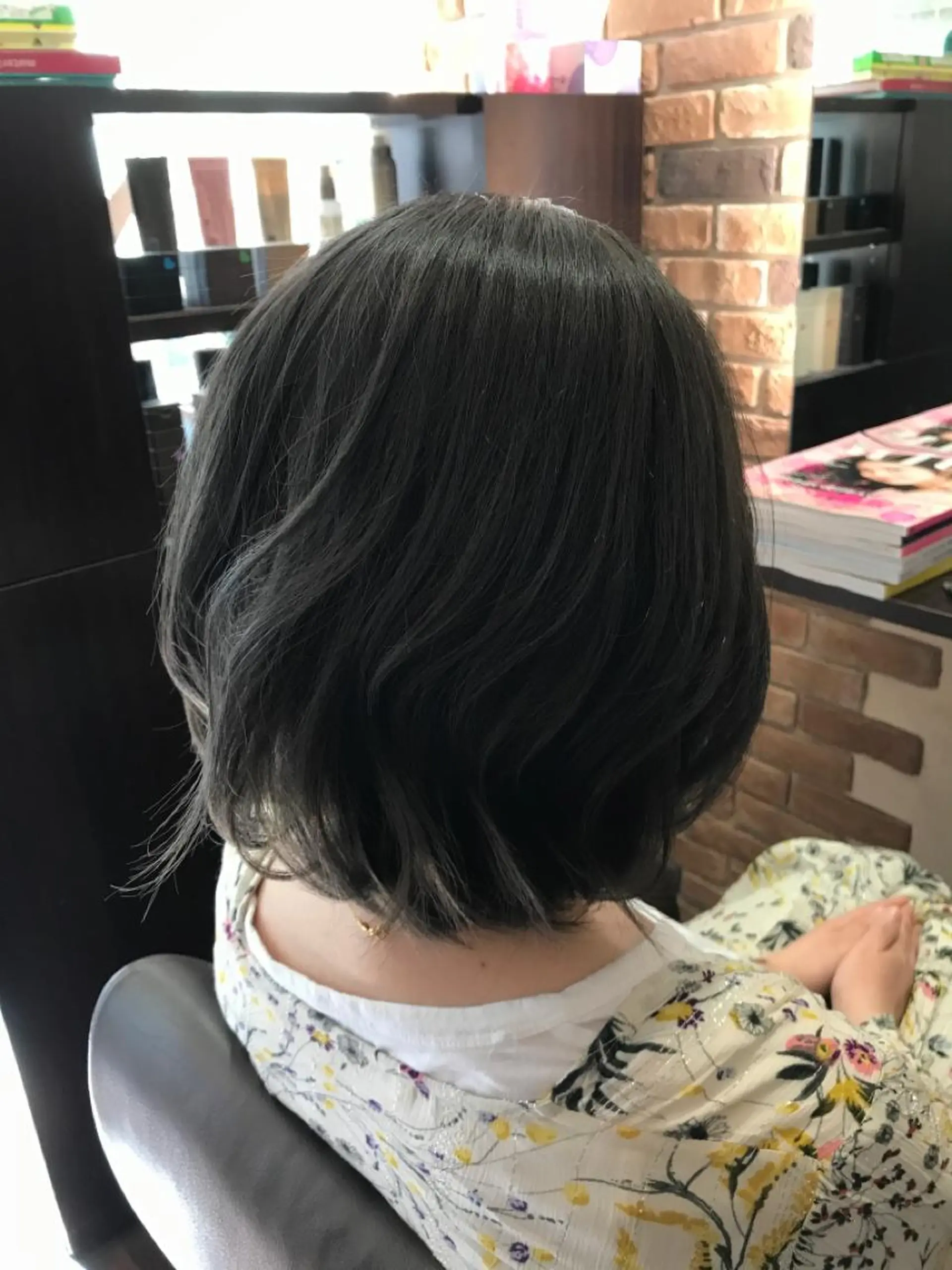 ミディアム カラー カット トリートメント Parfait 山本のヘアスタイル