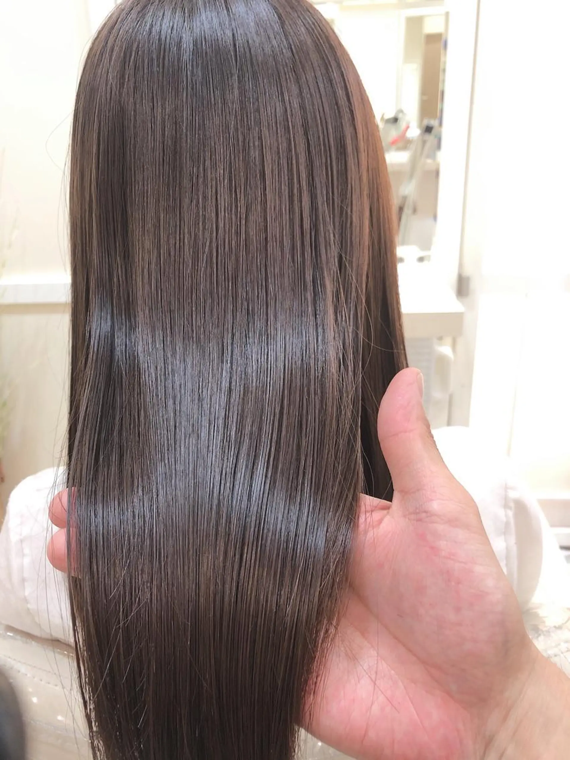 セミロング パーマ 縮毛矯正 縮毛矯正 トリートメント 須賀 一美のヘアスタイル