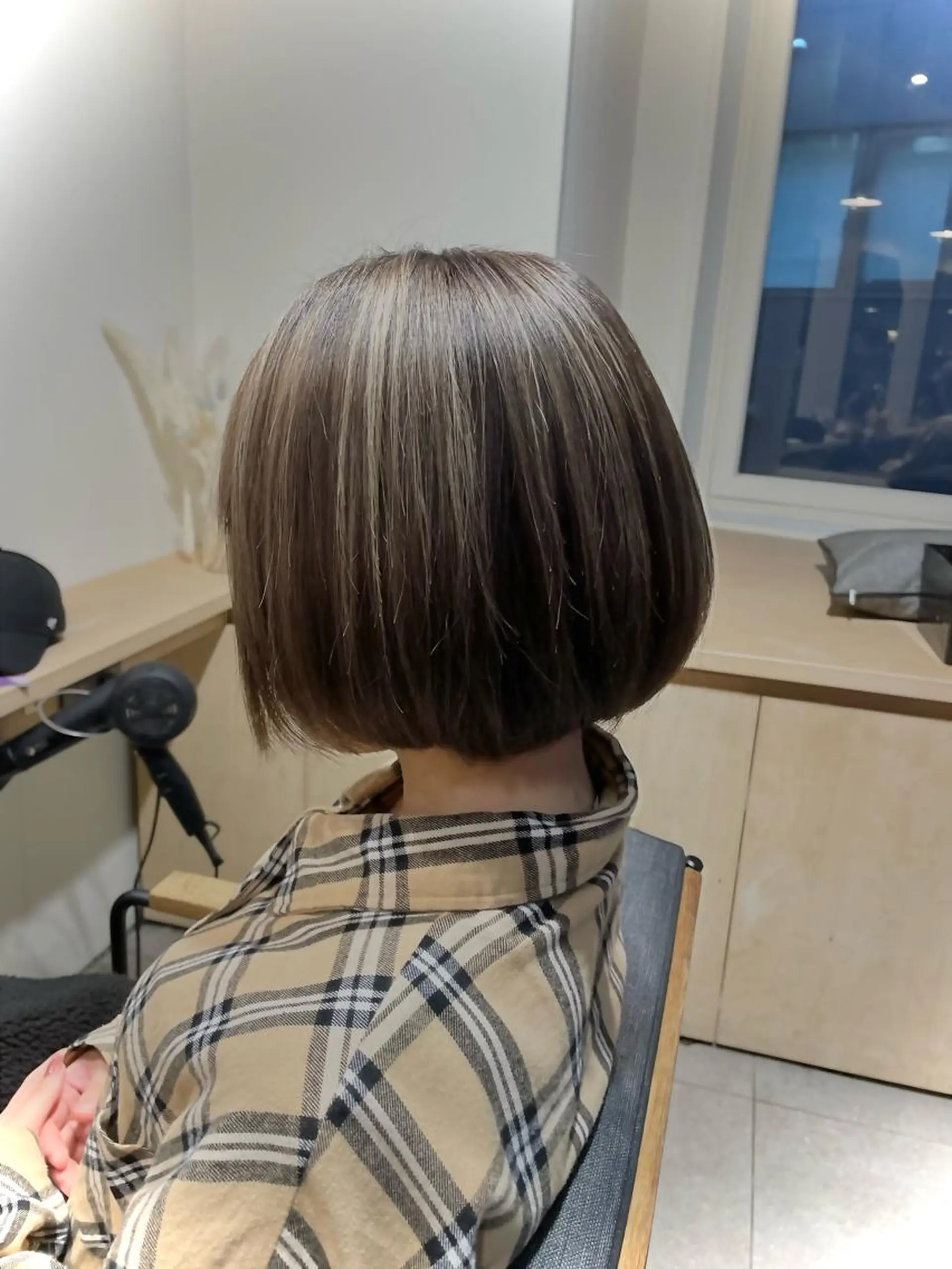 ショート カラー ハイライトカラー ハイライト Le'a所属・渋谷/フェード/ 國分 翔のヘアスタイル