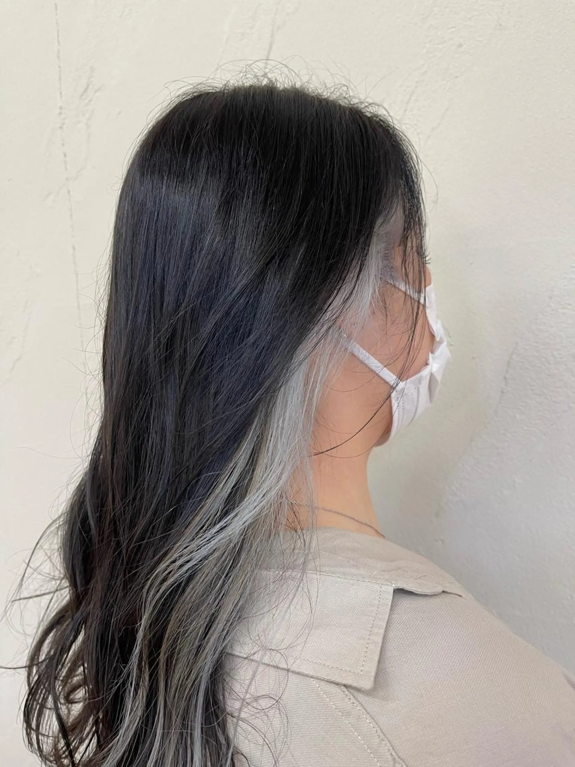 ロング 関根 沙季のヘアスタイル